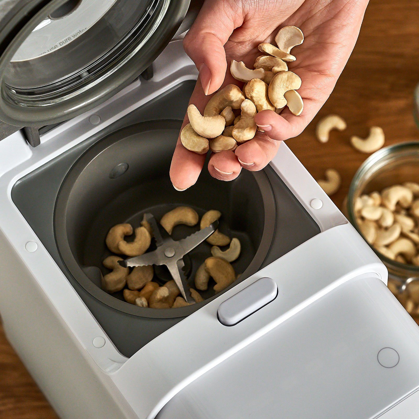 Springlane Zerkleinerer Springlane Pflanzenmilchbereiter Mila 0,6 L & Milchaufschäumer Mia