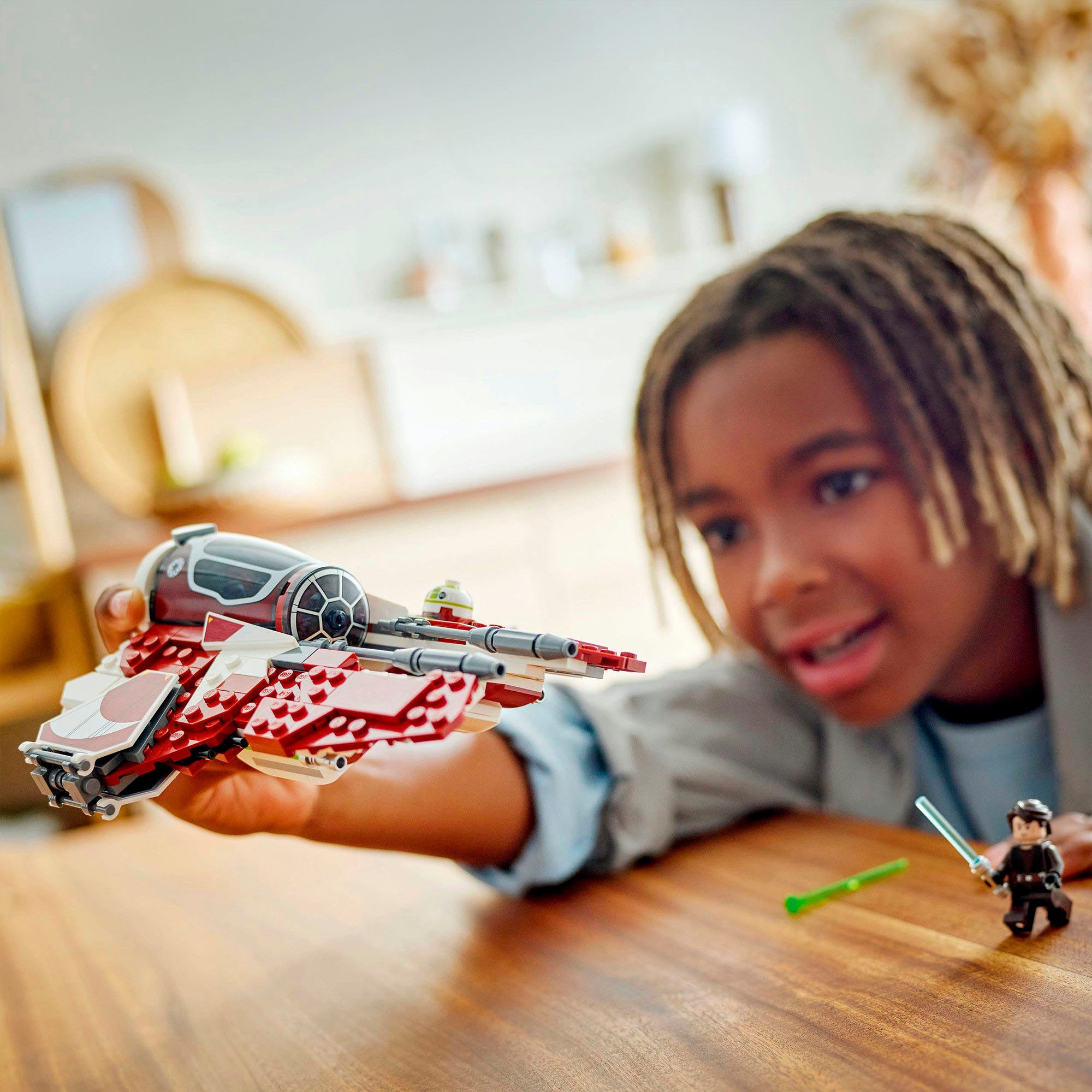 LEGO® Ahsokas Jedi Interceptor™ (75401), LEGO Star Wars Konstruktionsspiels günstig online kaufen