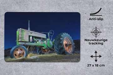 MuchoWow Mauspad Traktor - Grün - Sternenhimmel - Bauernhof - Nacht (1-St), Gaming, Mousepad, Büro, 27x18 cm, Mausunterlage