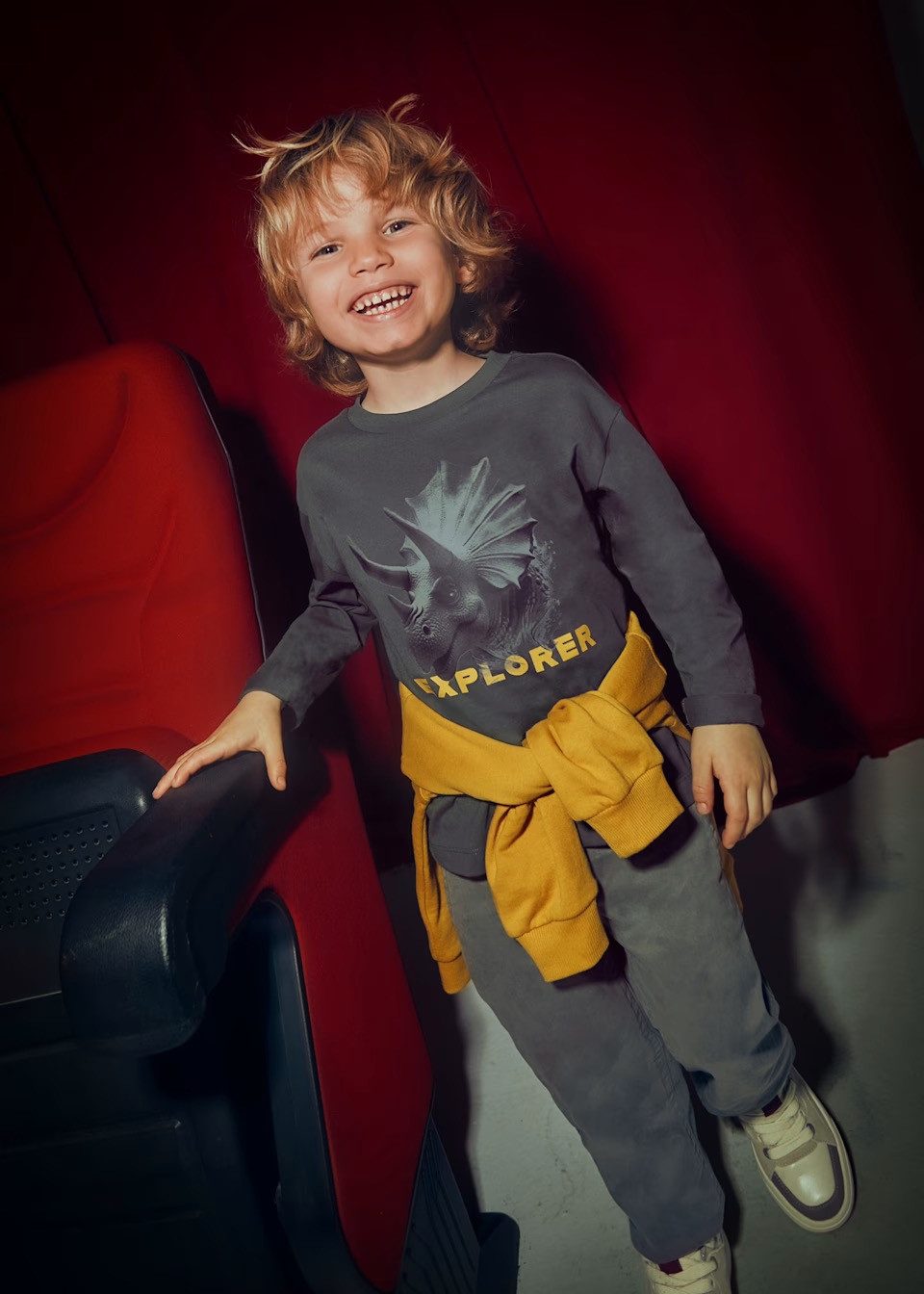 Mayoral Langarmshirt Jungen Langarmshirt mit Dinosaurier-Print (409046)