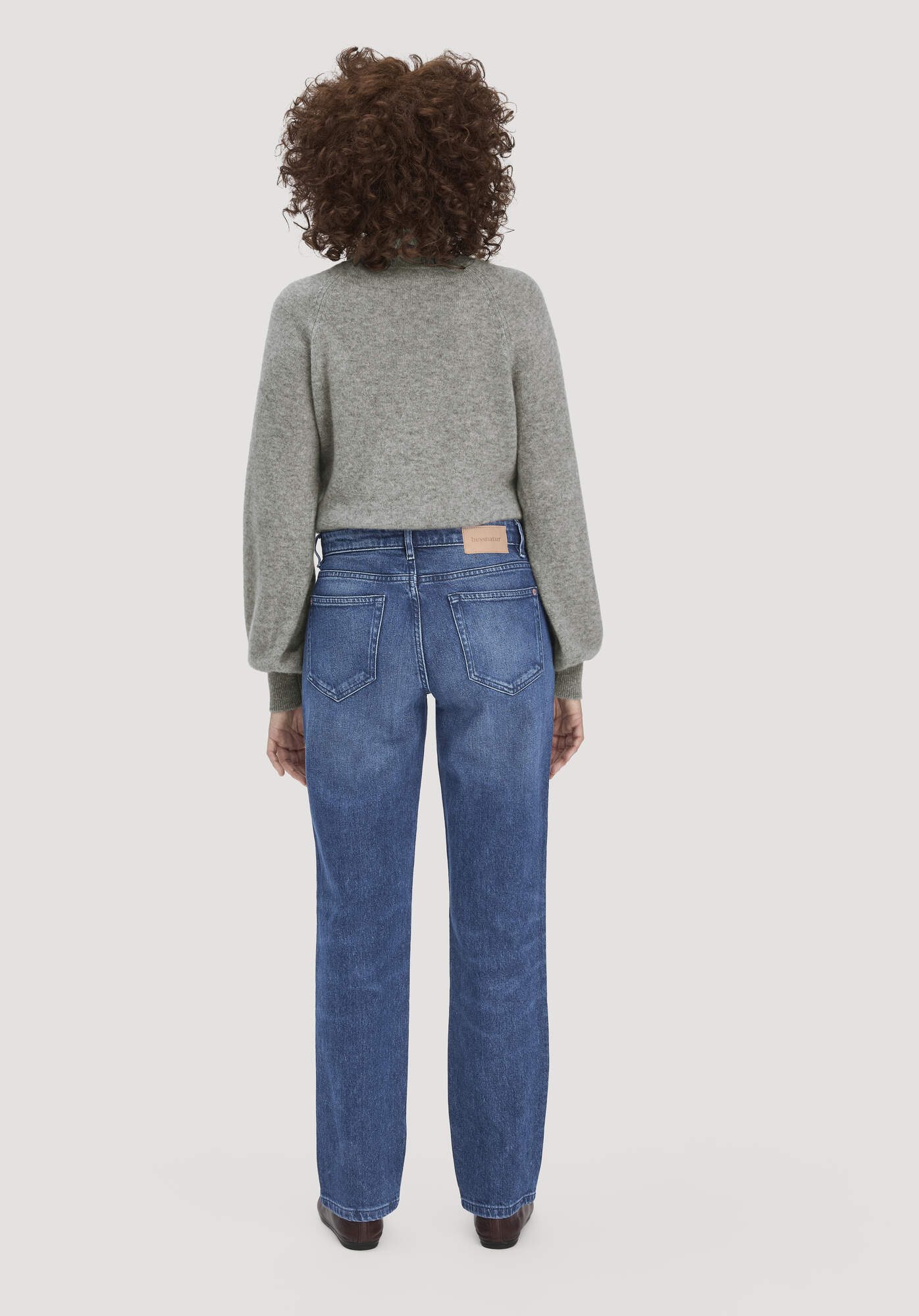 Hessnatur Bequeme Jeans MARIE Straight aus Bio-Denim (1-tlg) MARIE Straight aus Bio-Denim