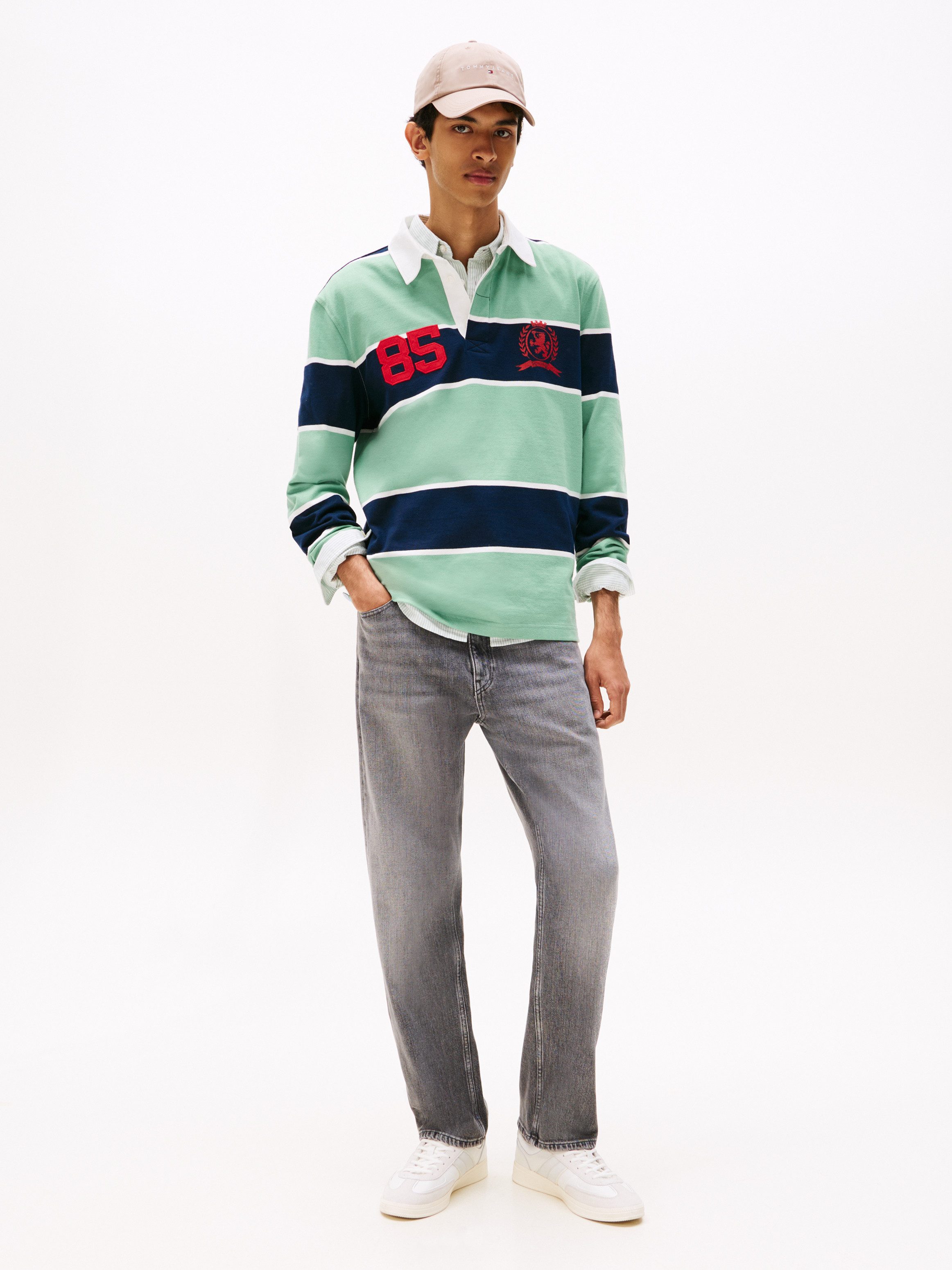 Tommy Jeans 5-Pocket-Jeans Sonny Regular Tapered mit dezenter Waschung