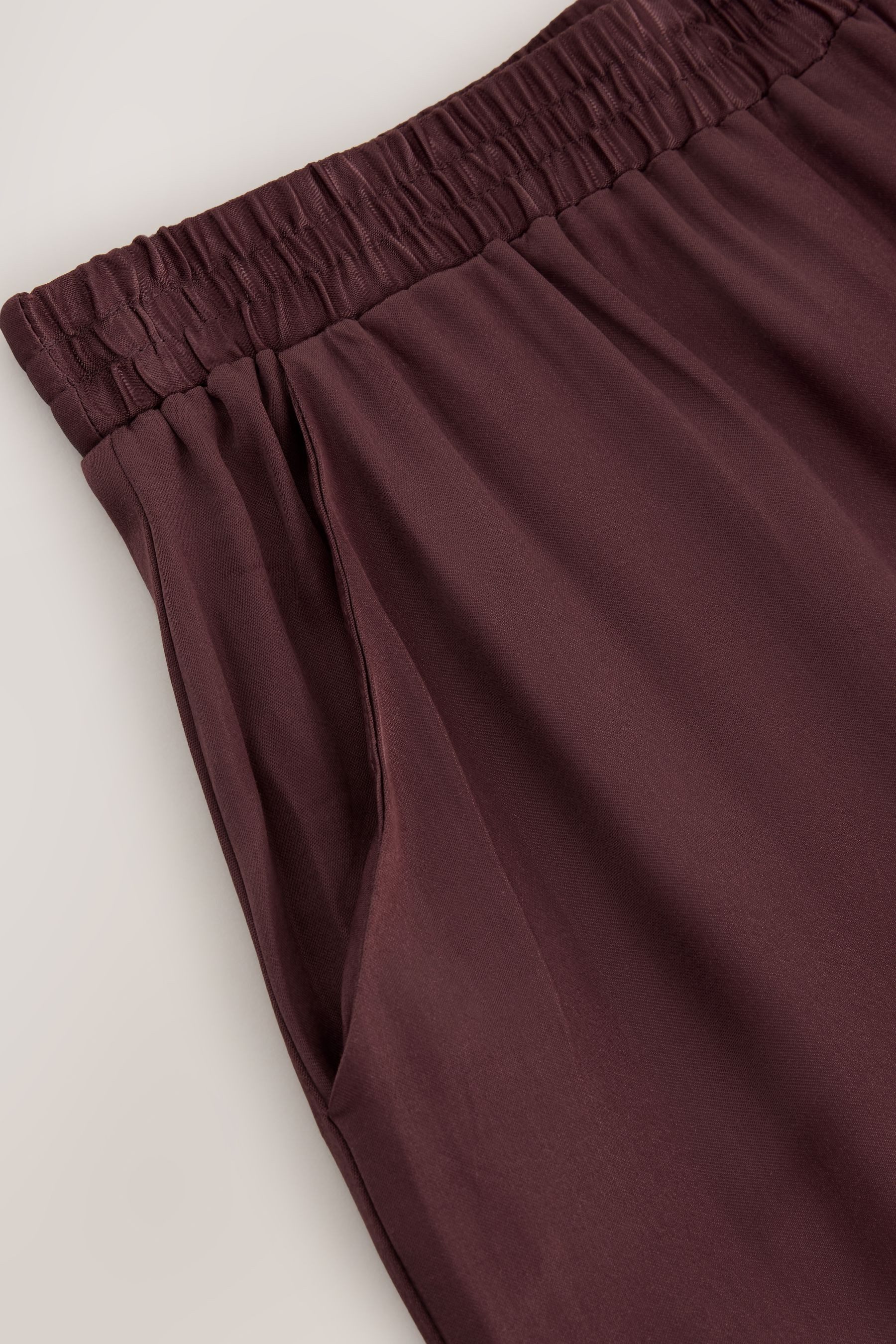 Next Stoffhose Ballon-Hose aus Satin mit Bündchen (1-tlg)