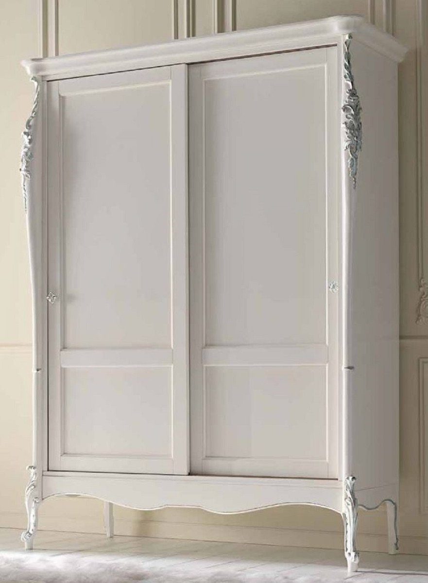 Casa Padrino Kleiderschrank Luxus Barock Schlafzimmer Schrank Weiß / Silber - Massivholz Kleiderschrank mit 2 Schiebetüren im Barockstil - Schlafzimmer Möbel - Barock Möbel - Luxus Qualität - Made in Italy