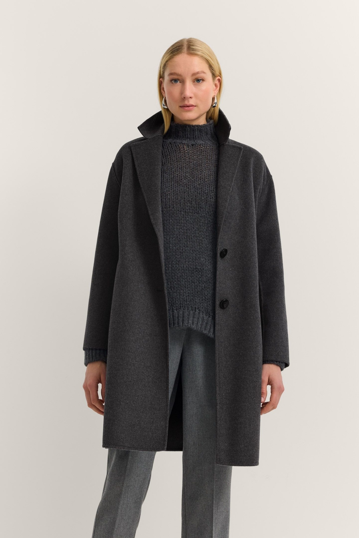 bugatti Kurzmantel Loose Fit mit Knopfleiste und aus weichem Woll-Mix