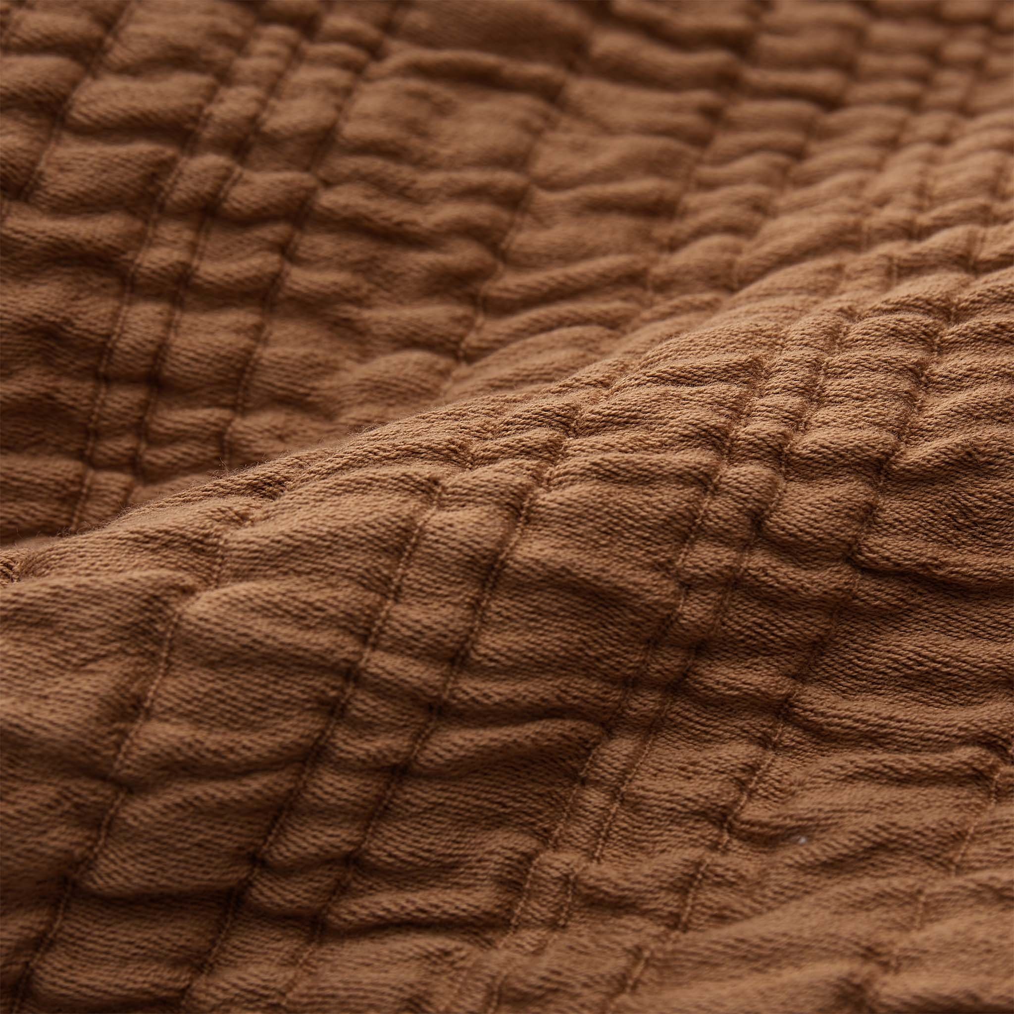 Überwurf Blass Clay Metalassé-Webung Musselin-Decke, Strukturierte Velho Baumwolle, 100% Urbanara, Tagesdecke BCI -