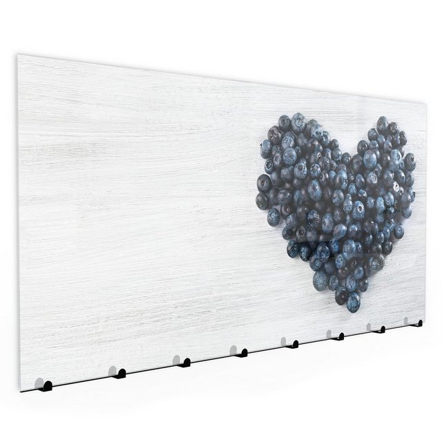 Primedeco Garderobenpaneel „Garderobe, Schlüsselbrett mit Magnetwand und Memoboard aus Glas mit Motiv Herz aus Heidelbeeren“