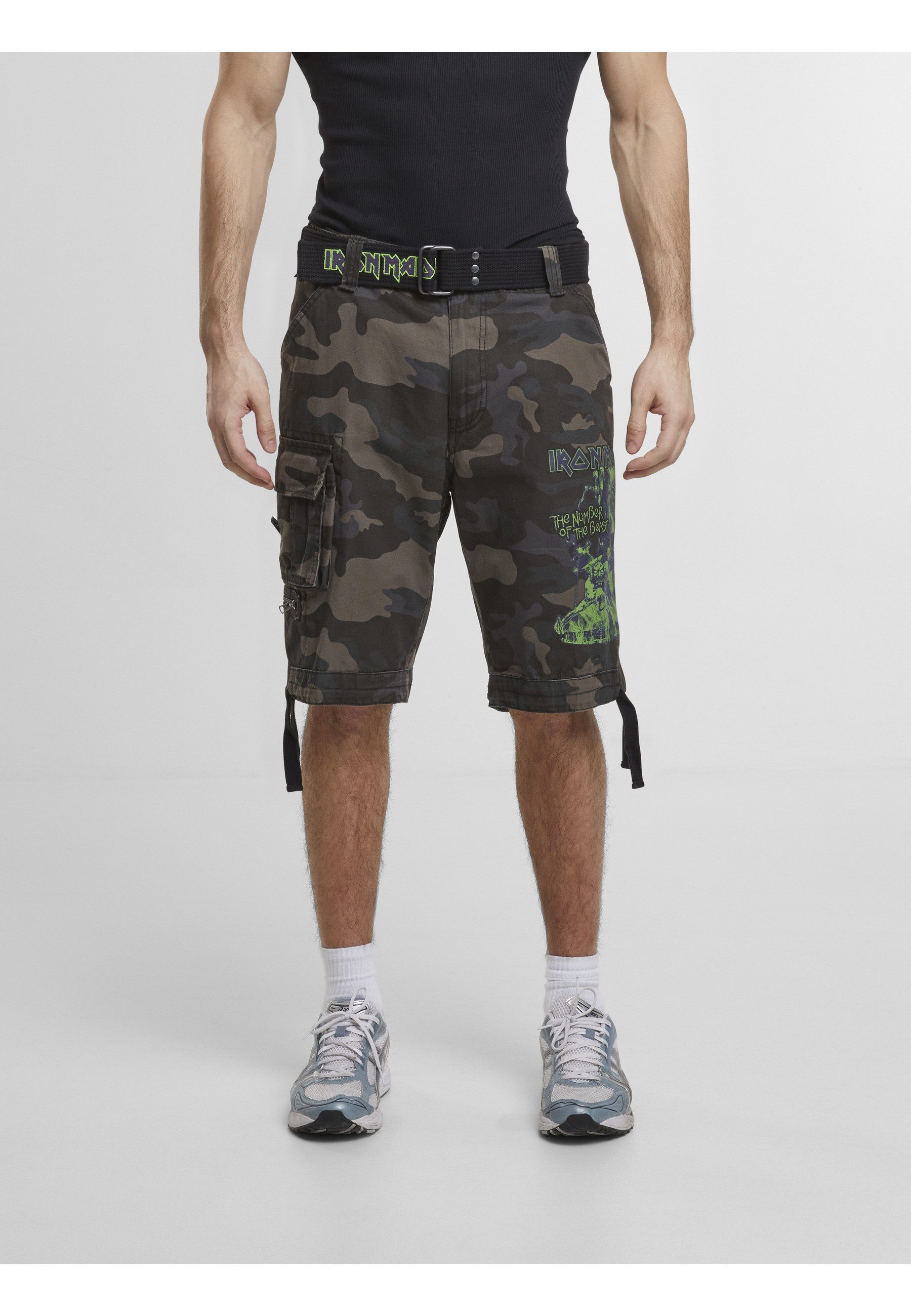 Brandit Cargoshorts Brandit Iron Maiden Savage Shorts The Number of The Beast (1-tlg)