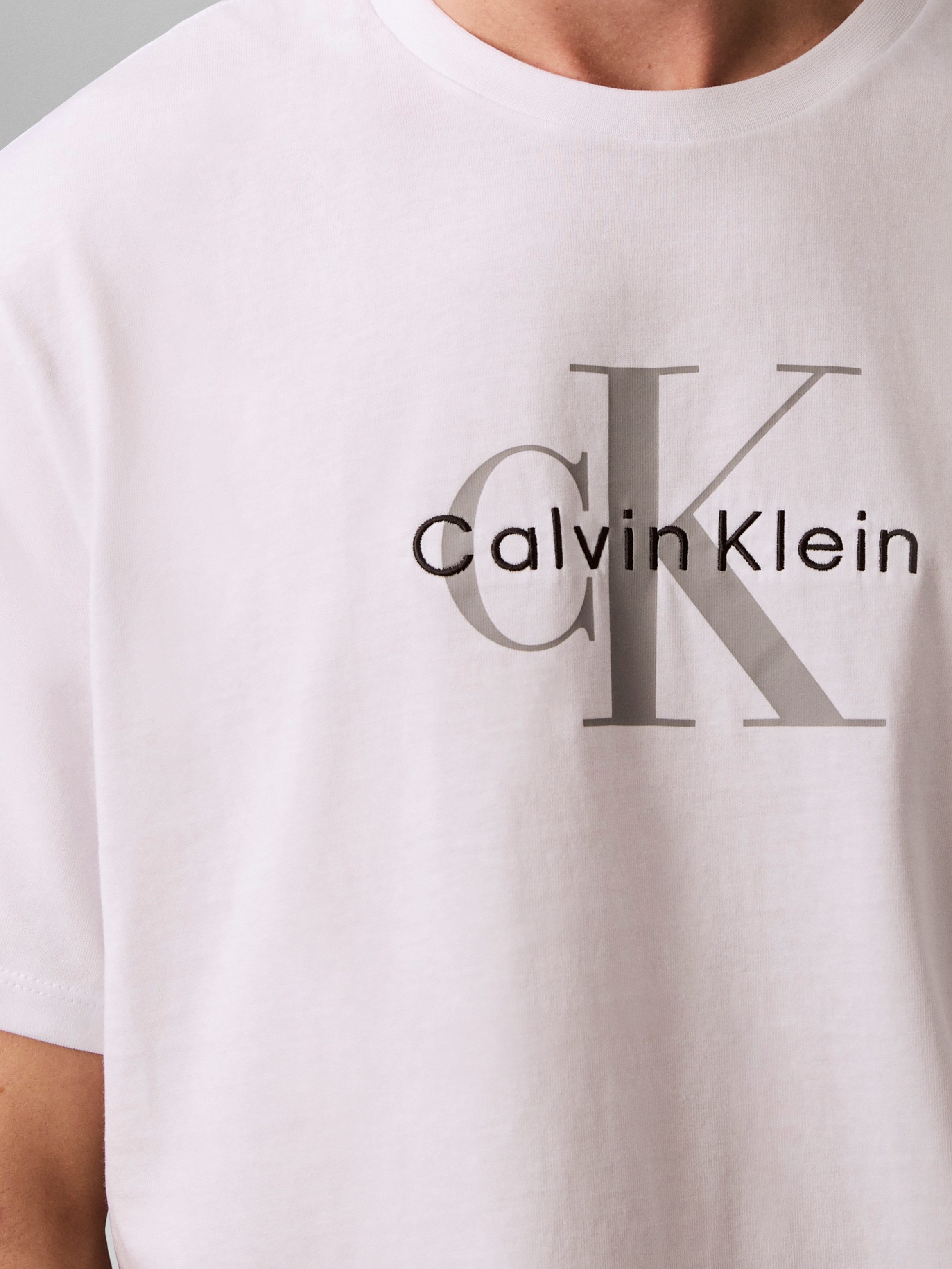 Calvin Klein Jeans T-Shirt SS Hero Monologo Tee 20s Mit Rundhalsausschnitt, regular fit