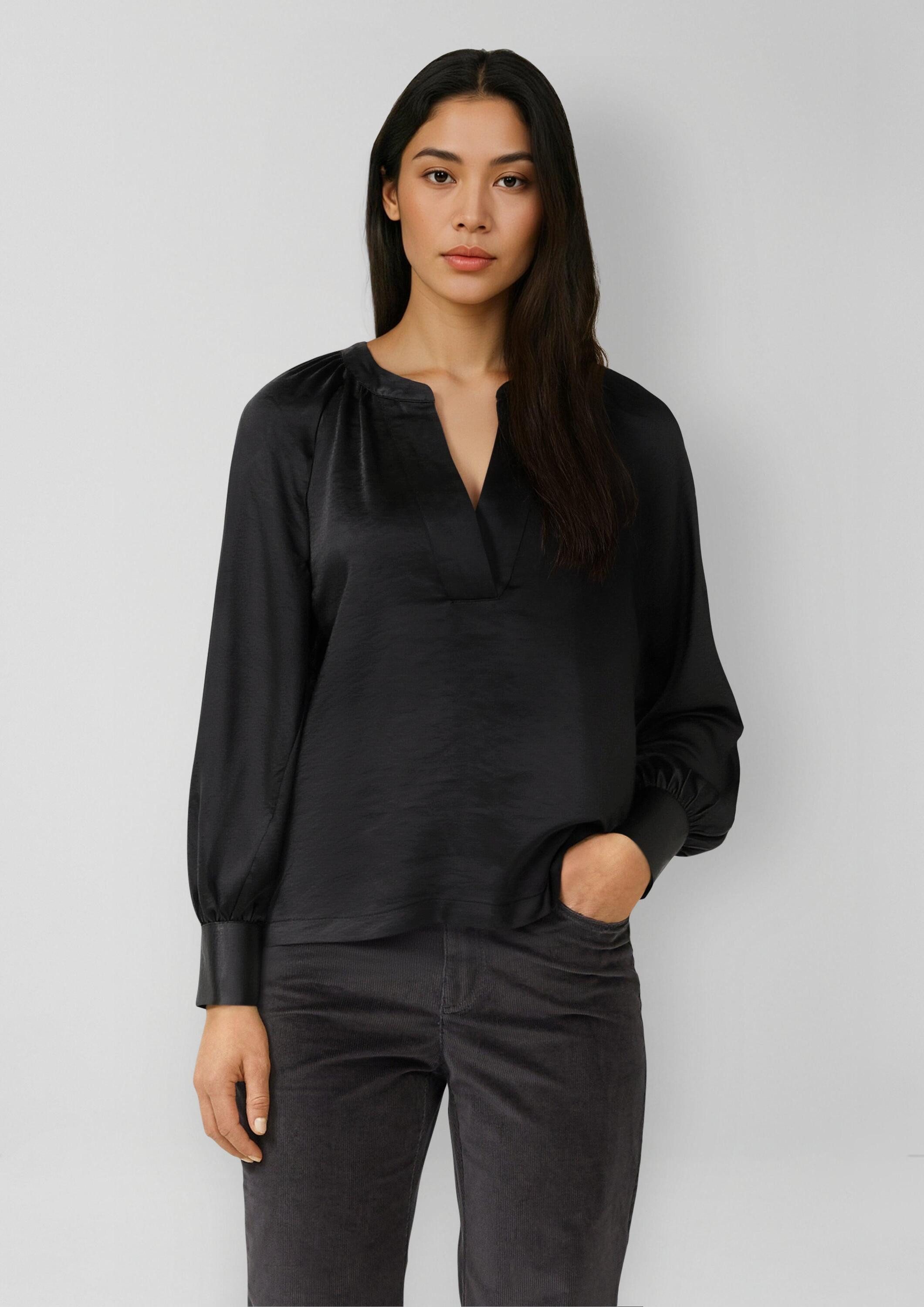 s.Oliver Langarmbluse Bluse Bluse aus Satin mit tiefem V-Ausschnitt