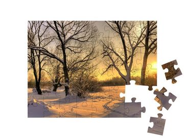 puzzleYOU Puzzle Schöner Wintersonnenuntergang mit Bäumen im Schnee, 48 Puzzleteile, puzzleYOU-Kollektionen Natur, Wälder, Wald & Bäume