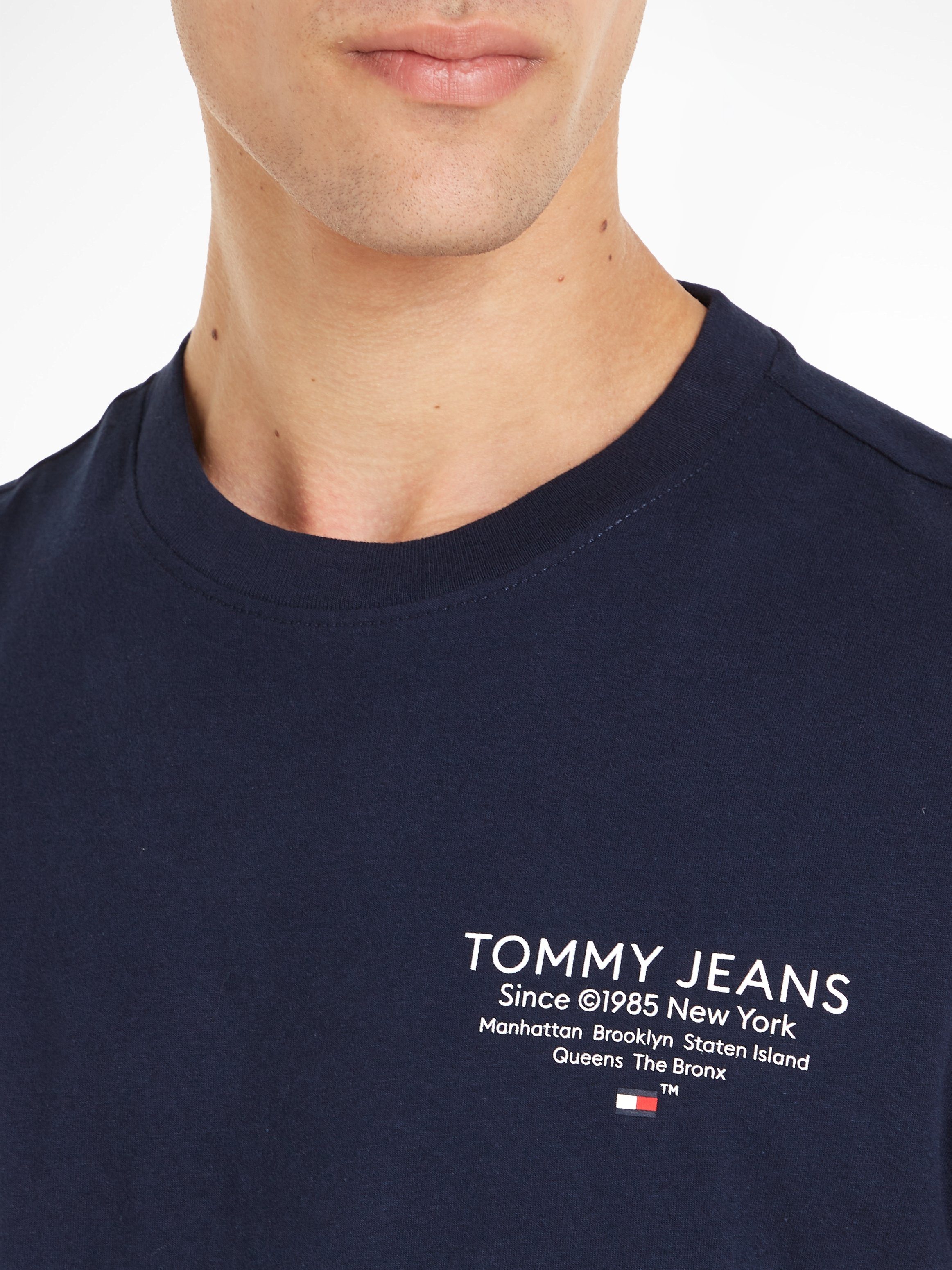 mit Night Tommy Jeans Jeans Navy TEE Logodruck Dark ESSTNL SLIM Tommy T-Shirt GRAPHIC EXT TJM