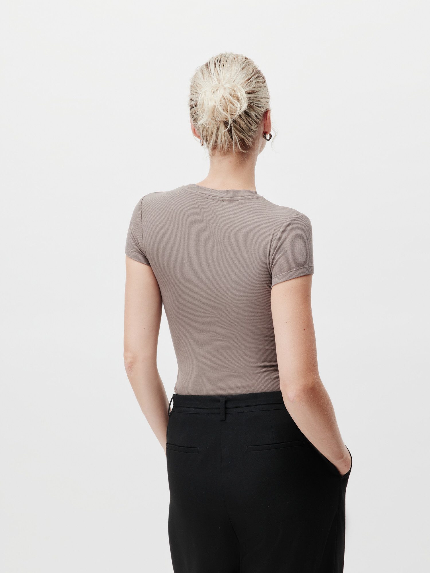 LeGer T-Shirt Cindy, LeGer by Lena Gercke Figurbetont mit Rundhalsausschnit günstig online kaufen