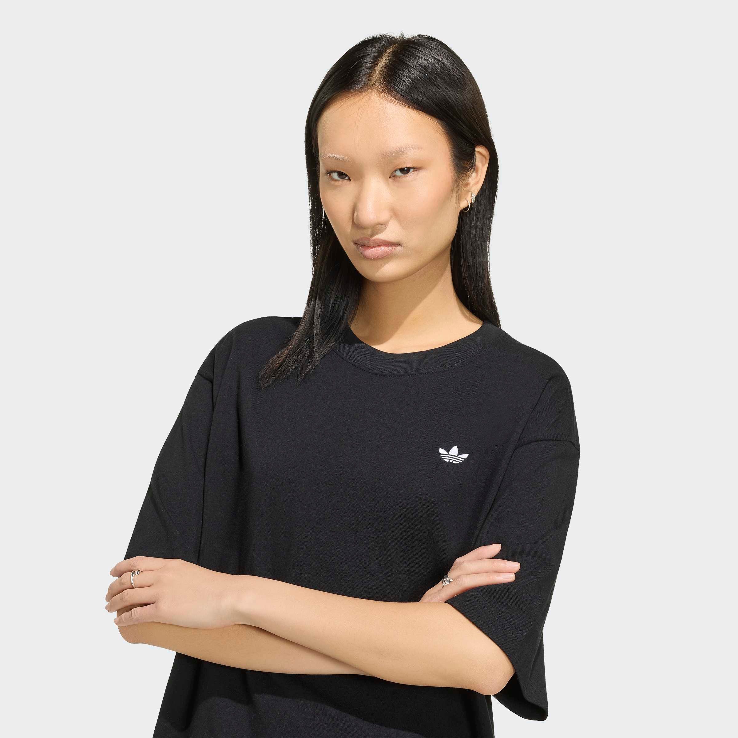 adidas Originals T-Shirt ESSENTIALS, BOYFRIEND-FIT für Erwachsene, mit Kurzarm, ohne Verschluss