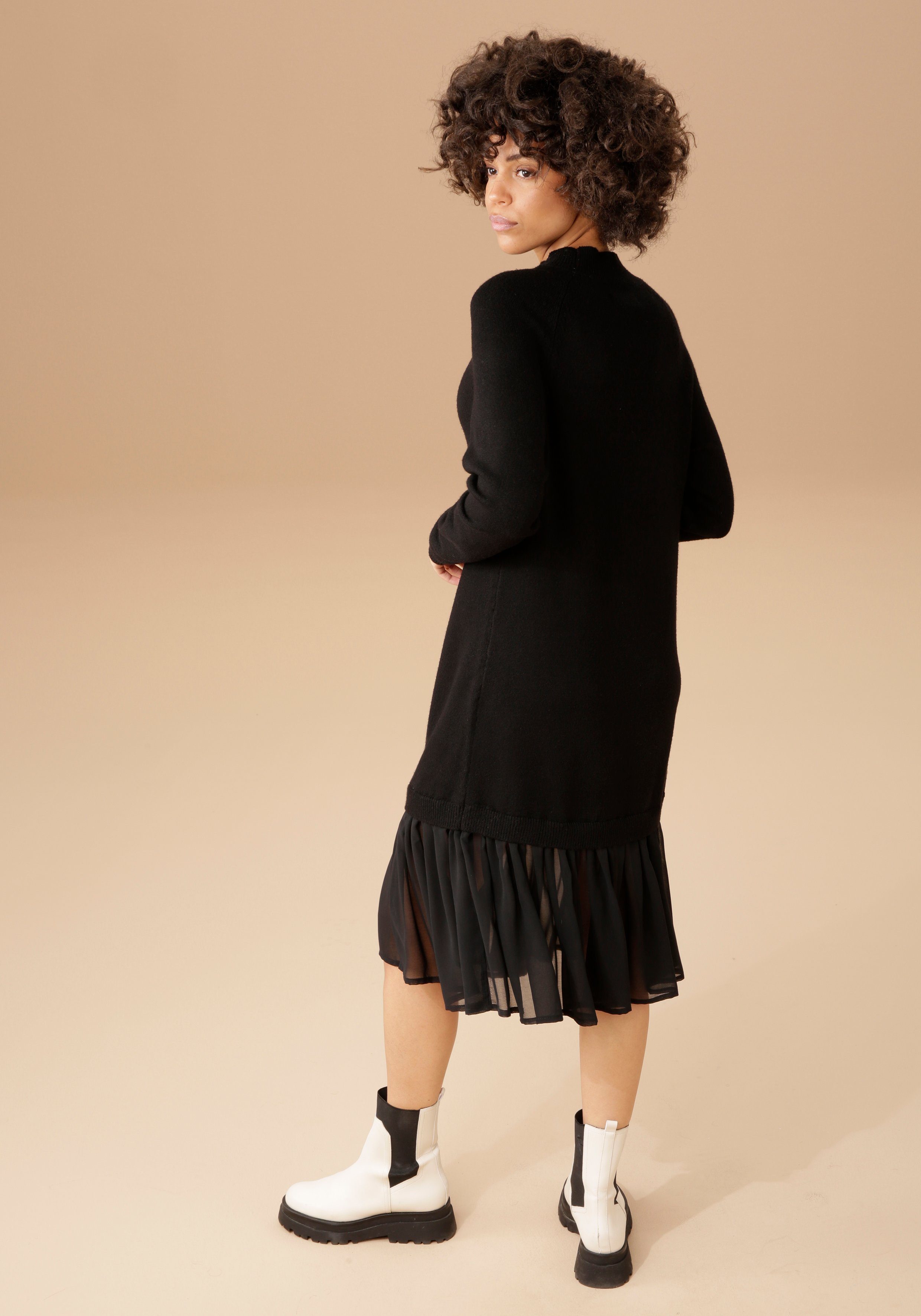 Aniston CASUAL Strickkleid mit Chiffon-Volant günstig online kaufen