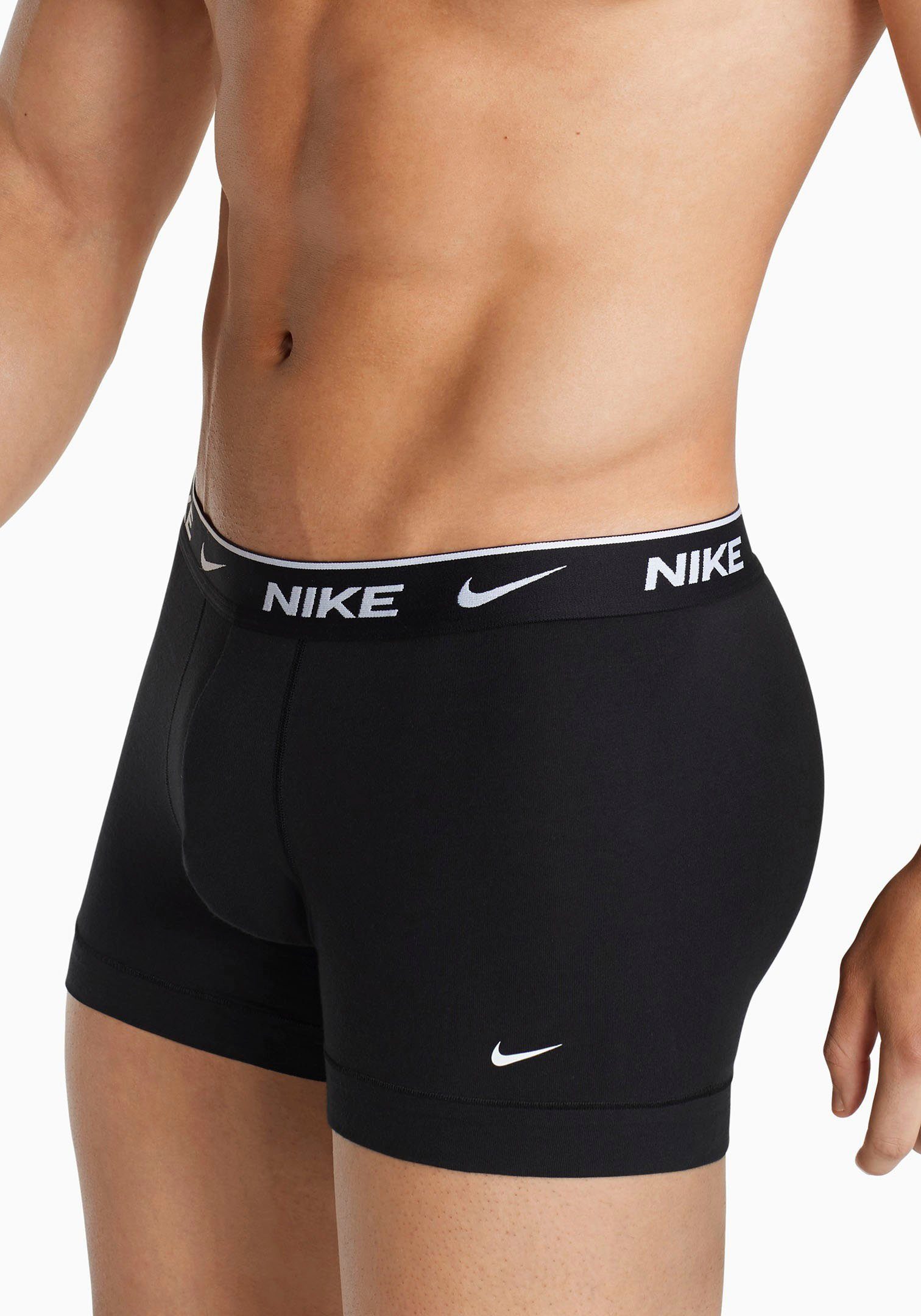 3-St., schwarz NIKE aus 3er-Pack) (Packung, Boxer 3PK TRUNK Underwear Baumwoll-Stretch