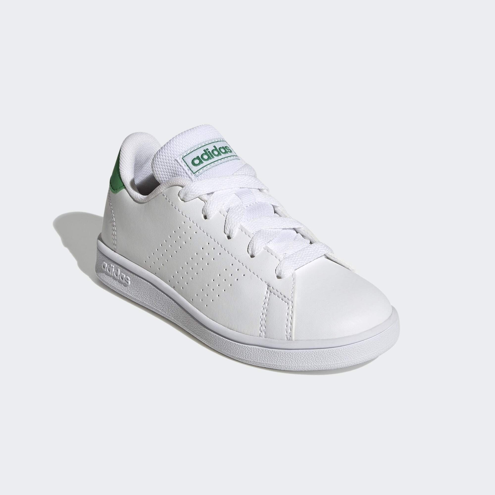 Förderprogramm adidas Sportswear ADVANTAGE Green SCHUH Cloud LIFESTYLE White Core / Sneaker LACE / Black COURT