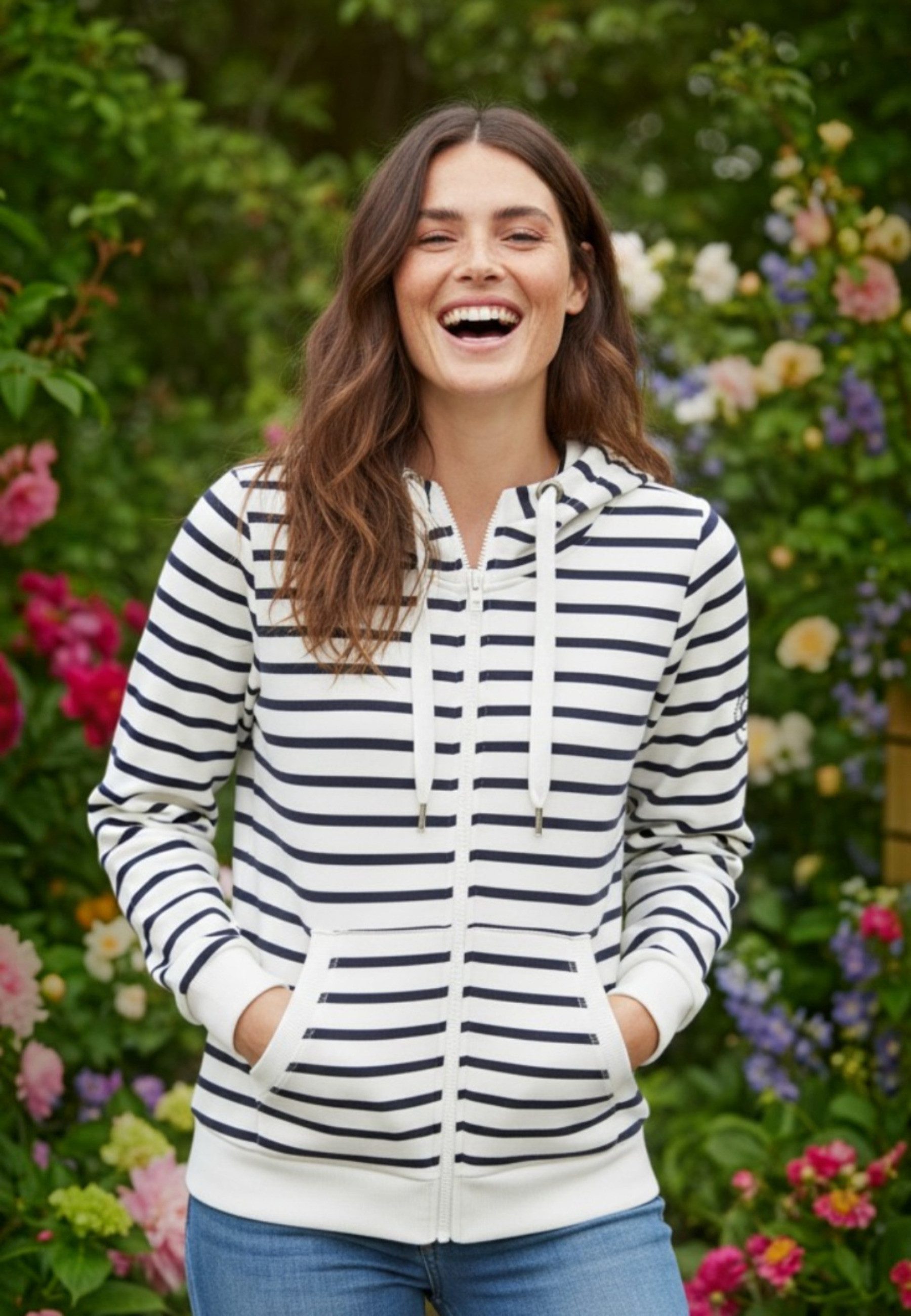 salzhaut Sweatjacke SÖÖTE - RINGEL Damen normale Passform komfortabler Fit, nordisch klar – entspannter Look mit Haltung