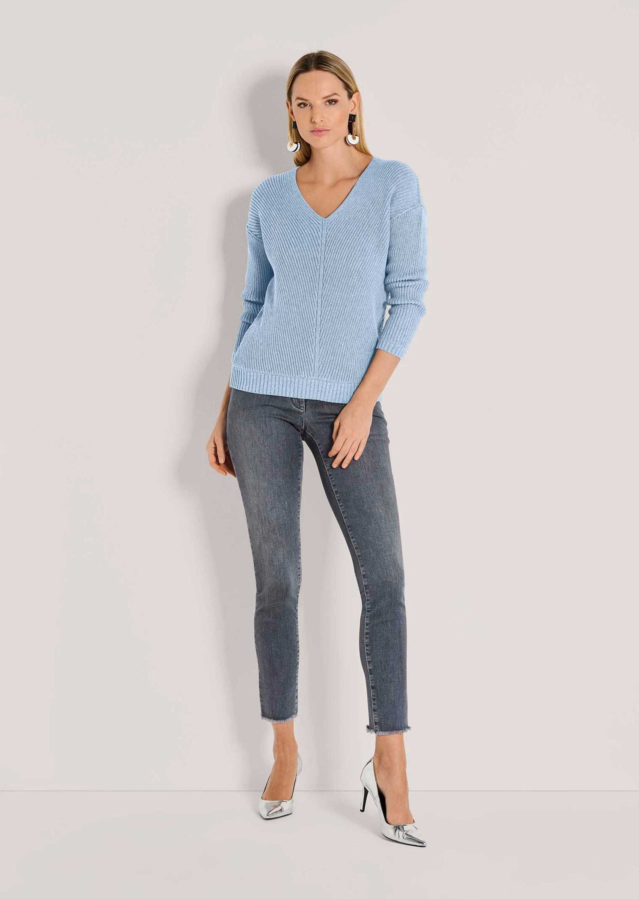 MADELEINE Strickpullover Langarm-Pullover mit V-Ausschnitt Winterpullover mit Rippstruktur, überschnittene Schultern und Langarm