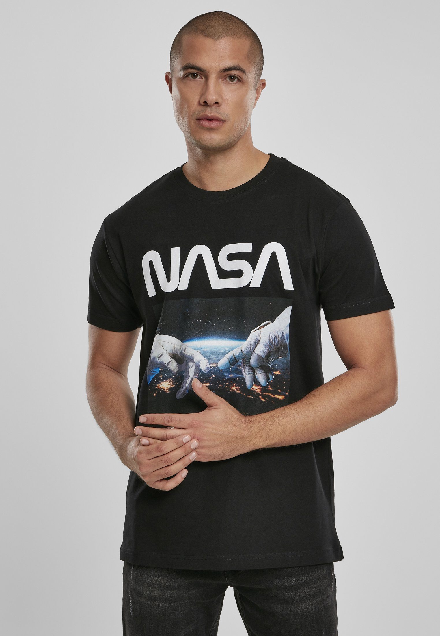MisterTee T-Shirt Herren NASA Astronaut (1-tlg) Hands white Tee