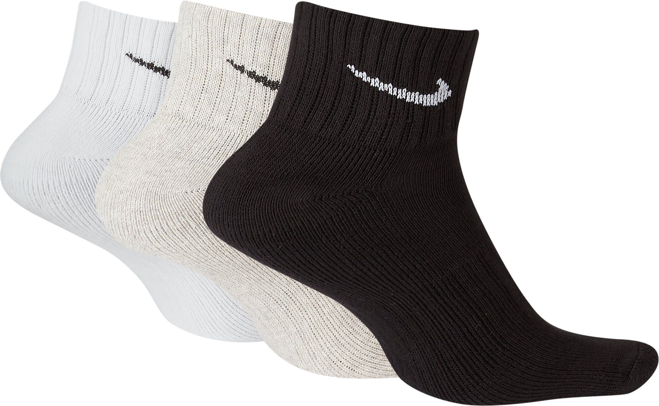 Nike Funktionssocken U NK CUSH QTR 3PR-VALUE 108 für sportliche Aktivitäten und Alltag, sportlicher Stil