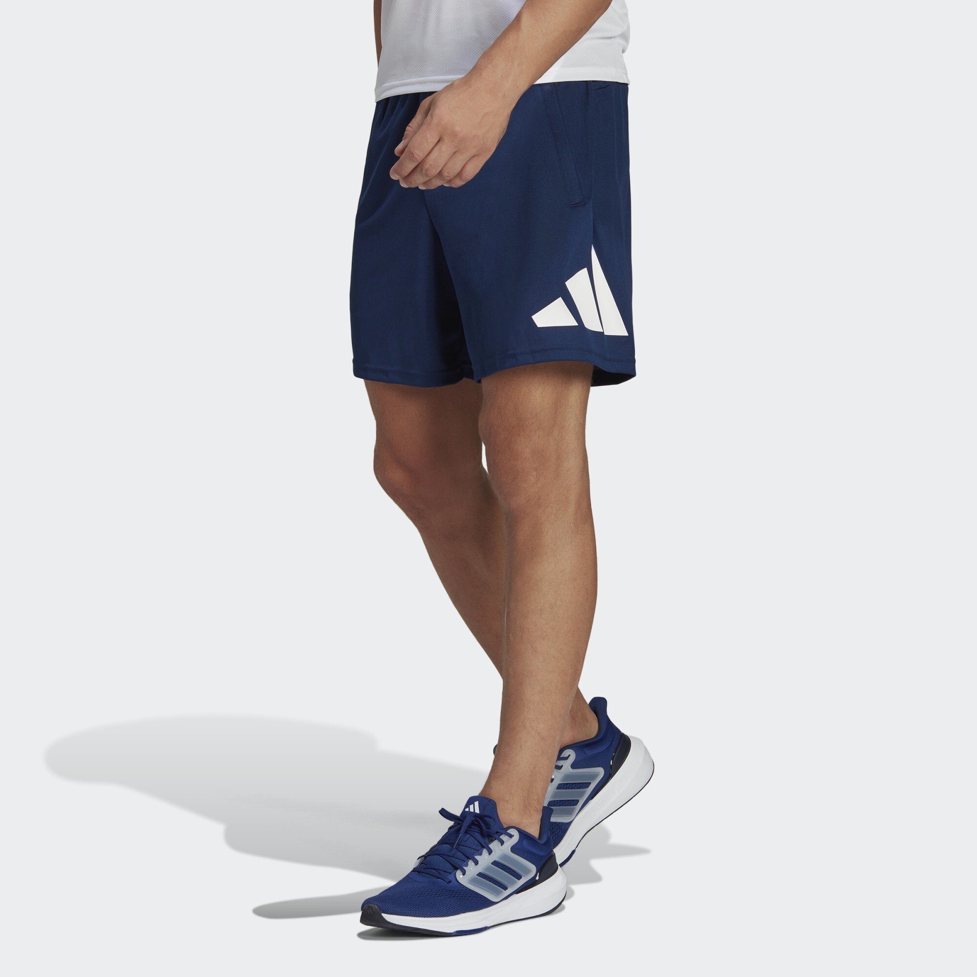 adidas Performance Funktionsshorts TRAIN ESSENTIALS LOGO TRAINING SHORTS Dark Blue / White