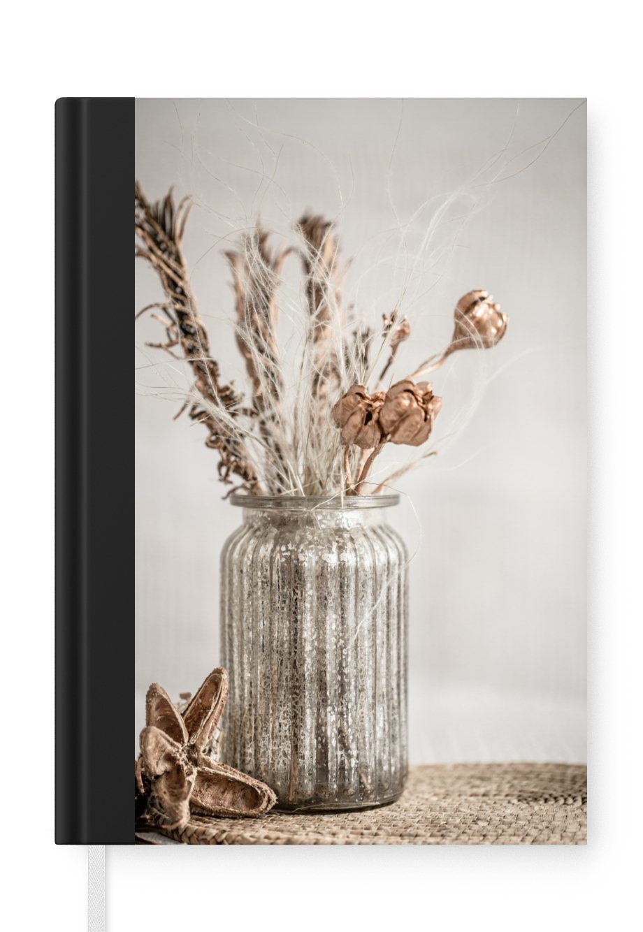 MuchoWow Notizbuch Getrocknete Blumen - Stilleben - Vase, Journal, Merkzettel, Tagebuch, Notizheft, A5, 98 Seiten, Haushaltsbuch