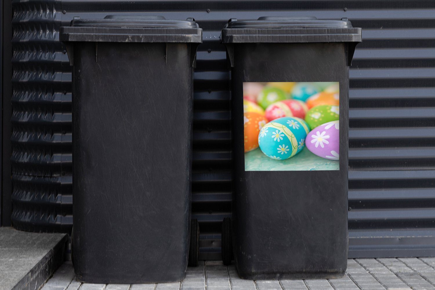 Container, Ostereier einem Ostertisch auf Bunte St), Wandsticker Mülleimer-aufkleber, Mülltonne, Sticker, MuchoWow Abfalbehälter (1