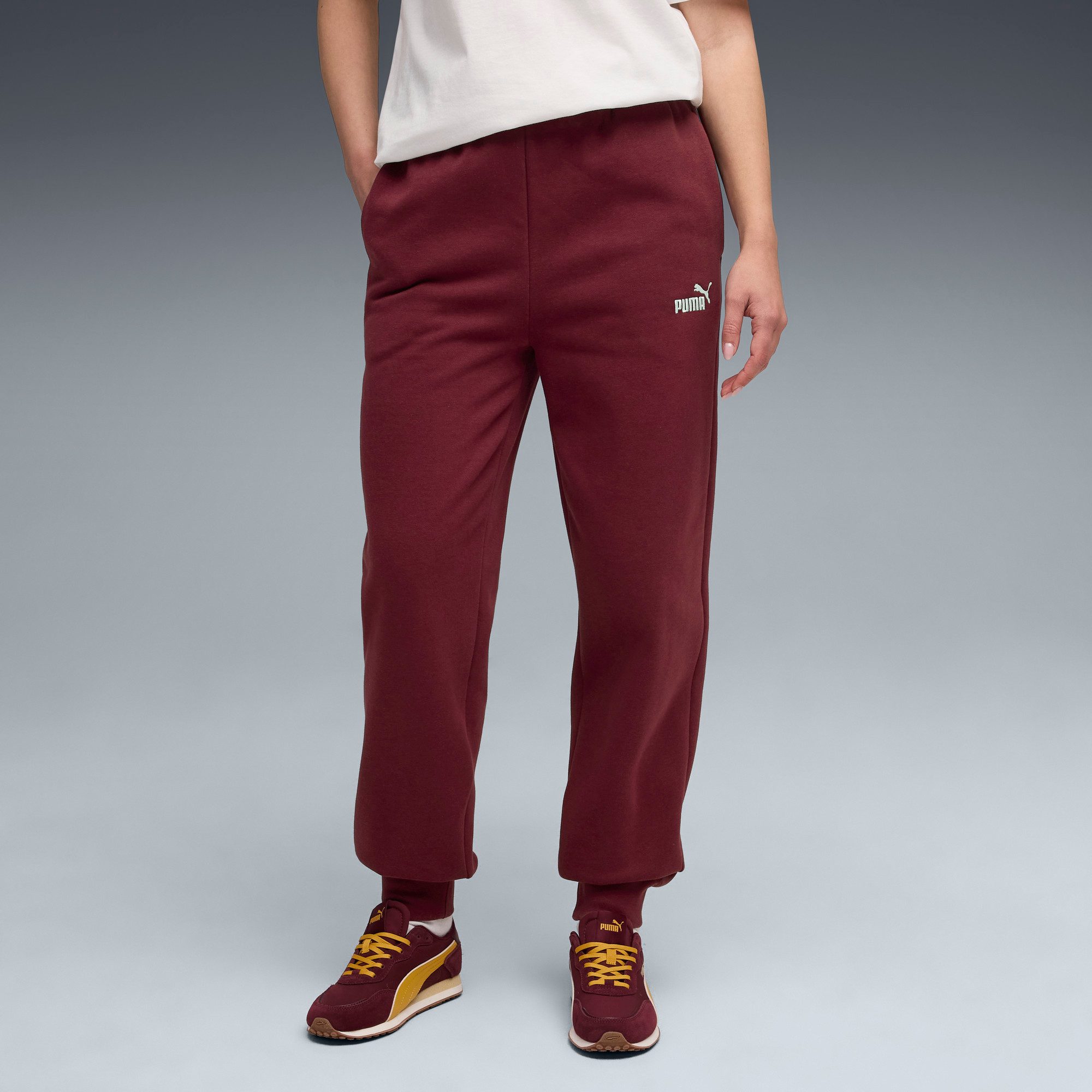 PUMA Trainingshose ESS SMALL NO. 1 LOGO COMFORT SWEATPANTS CL FL (S) günstig online kaufen