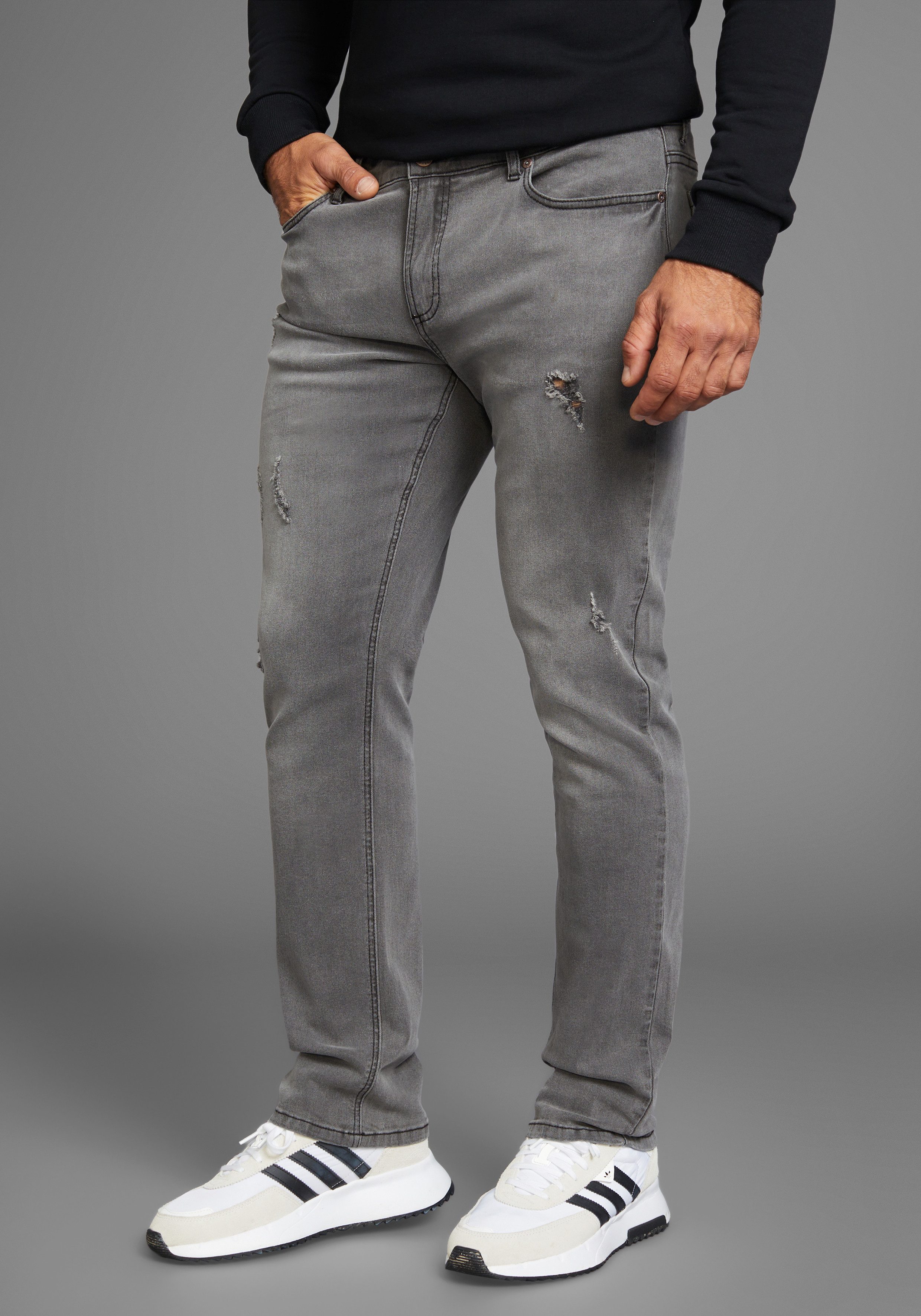Bruno Banani Straight-Jeans Hutch gerade Beinform, teilweise mit modischen Destroyed-Effekten