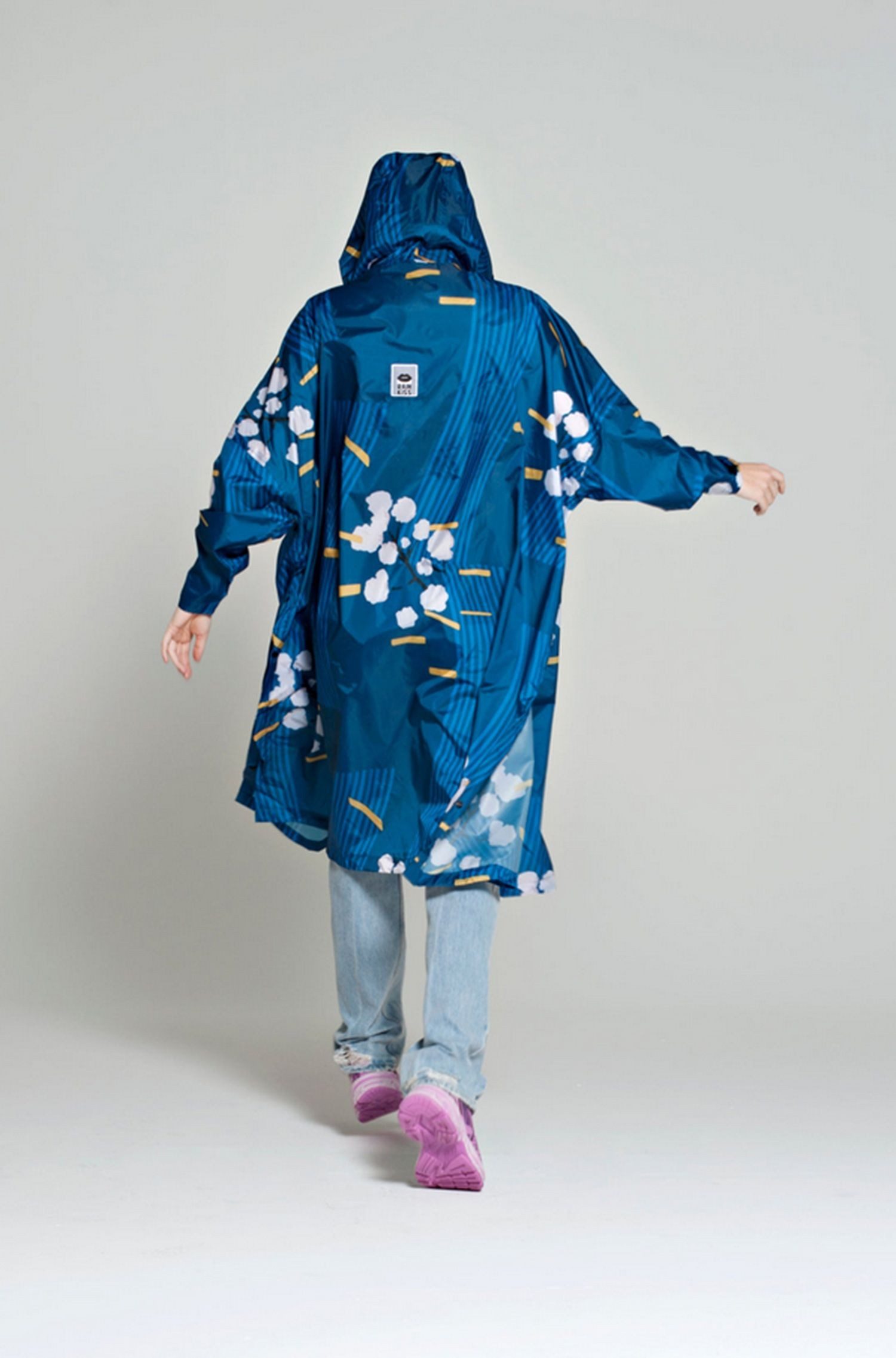 Rainkiss Poncho Japanese Blossom günstig online kaufen