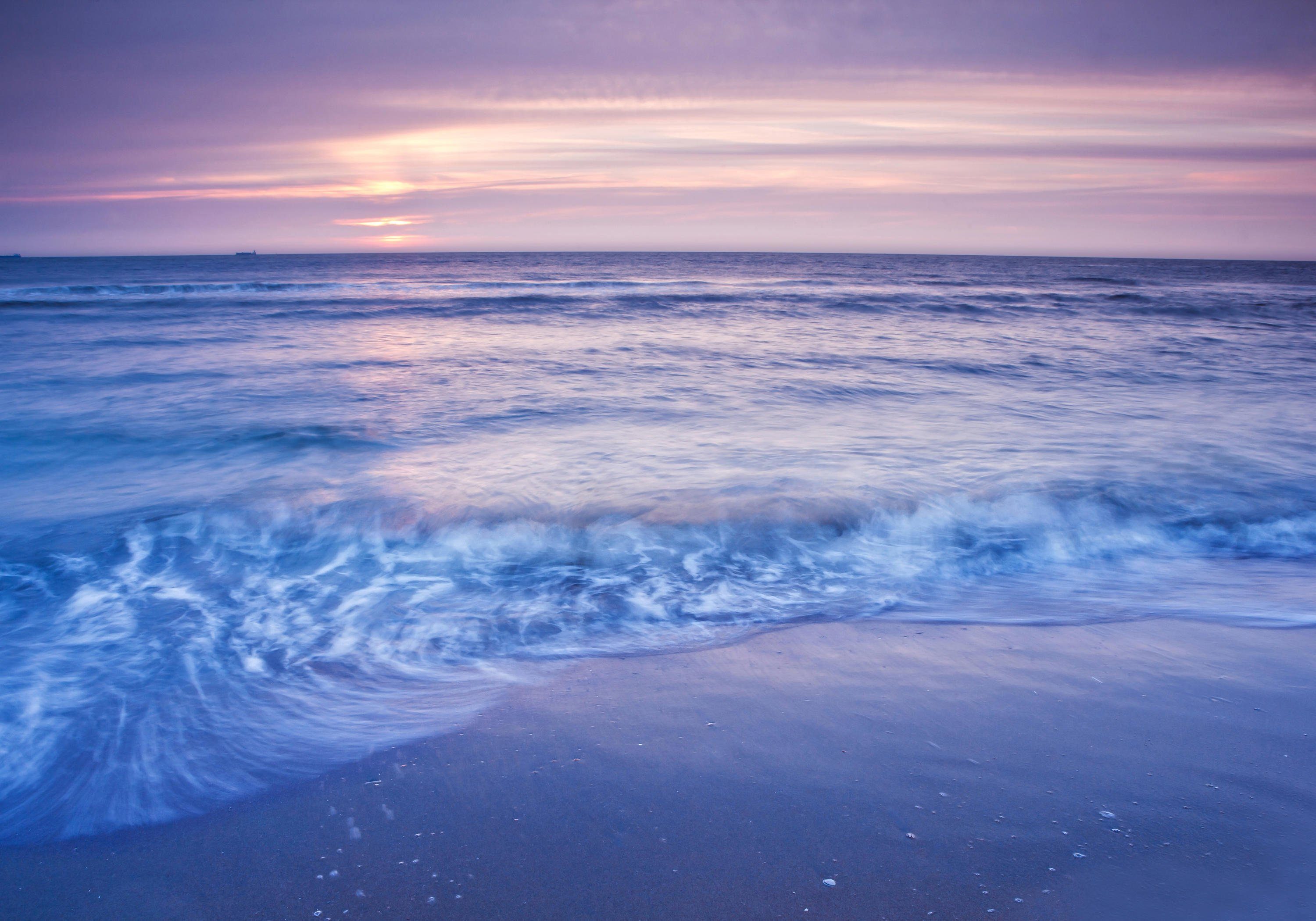 wandmotiv24 Fototapete Romantisch Strand Sonnenuntergang, strukturiert, Wandtapete, Motivtapete, matt, Vinyltapete, selbstklebend