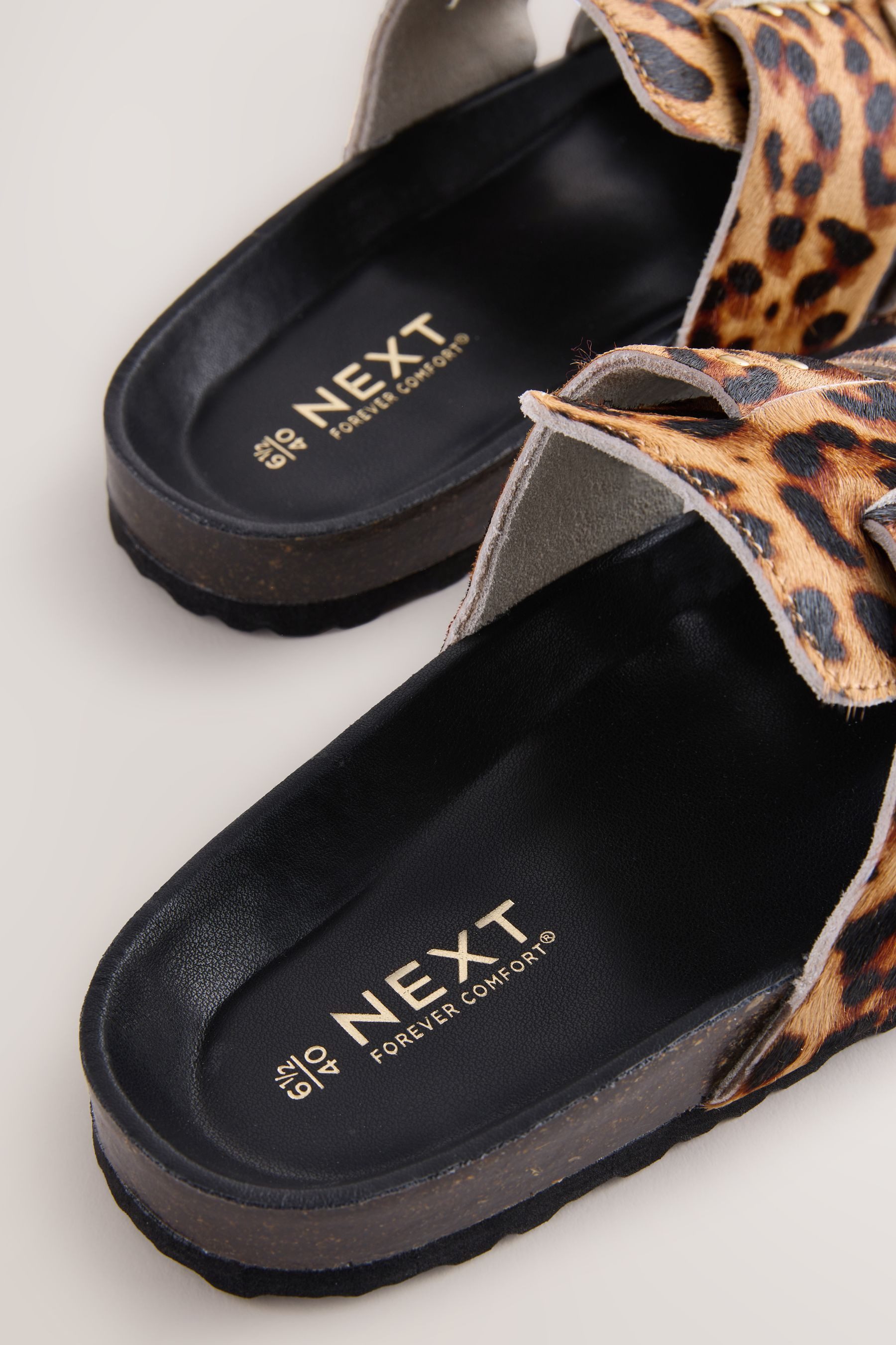 Next Forever Comfort®? Fischer-Pantoletten mit Fußbett Pantolette (1-tlg)