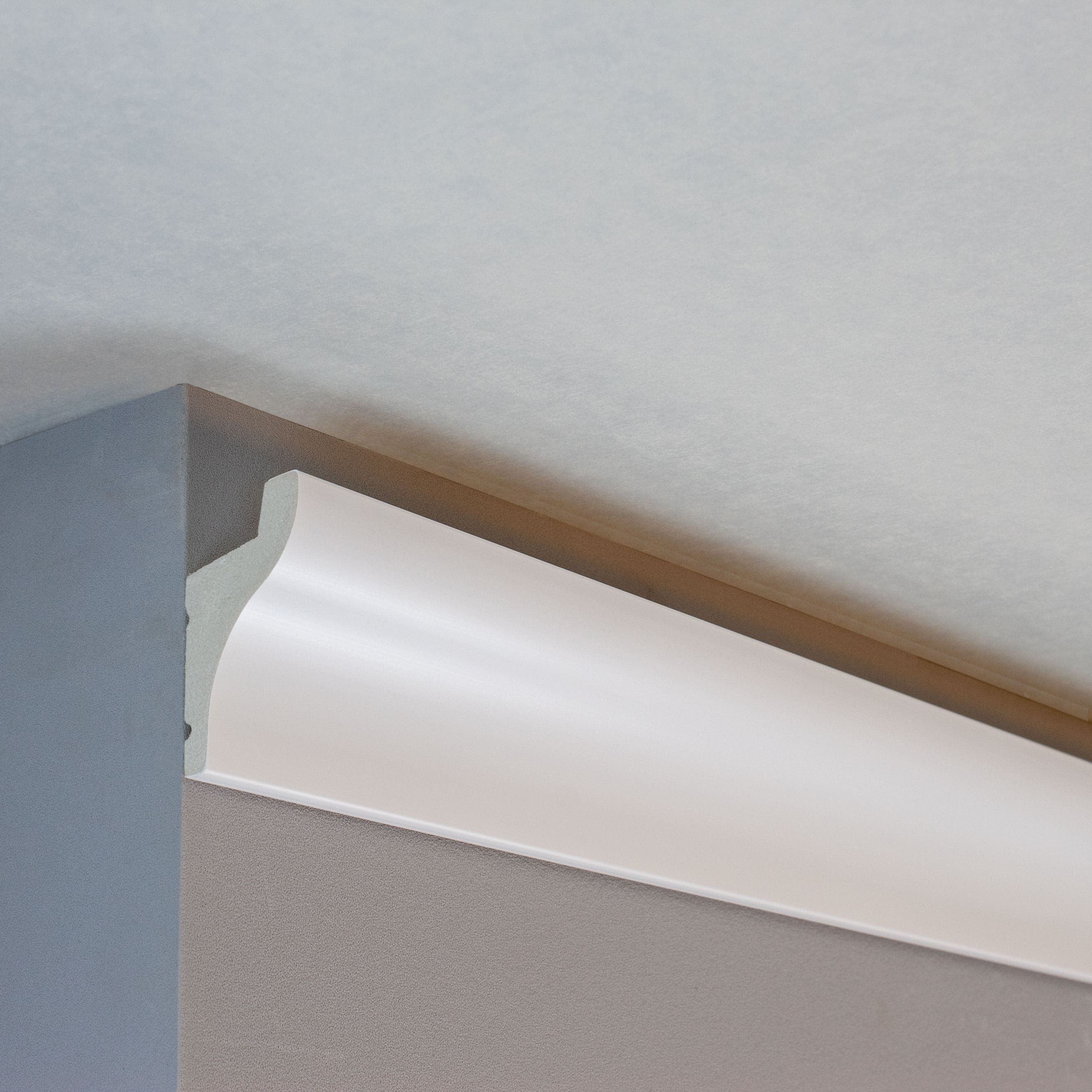 PROVISTON Stuckleiste Lichtleiste, 35 x 60 x 2000 mm, moderne Deckenleiste, kleben, schrauben, nageln, Kunststoff, 1-St.