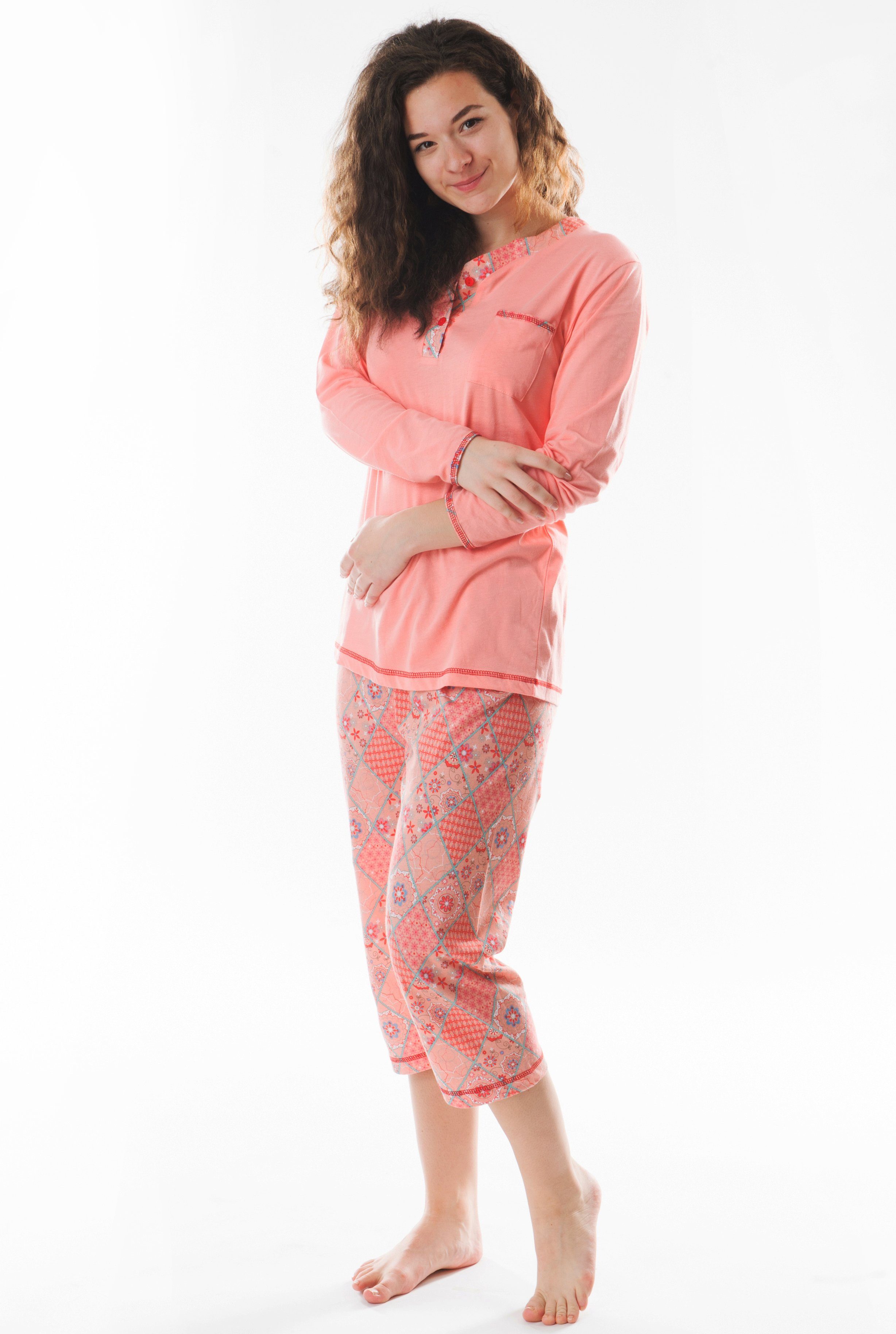 Consult-Tex Capri-Pyjama Damen Capri Pyjama Schlafanzug DF043 (Spar-Set, 1 Set) Oberteil mit V-Auschnitt und Brusttasche