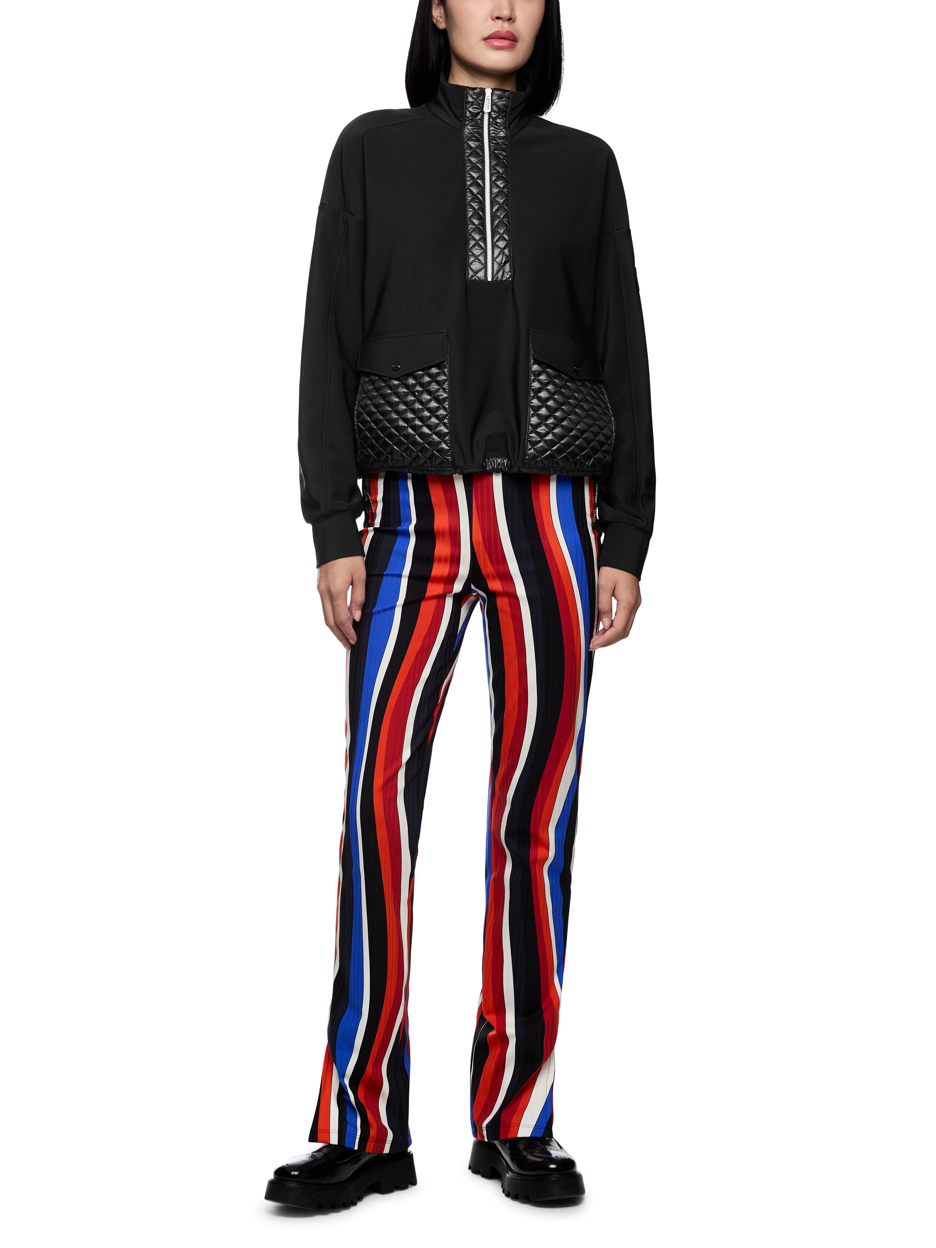 Marc Cain Sweatshirt Ski is the Limit Premium Damenmode mit Stehkragen und Taschen, gerader Schnitt