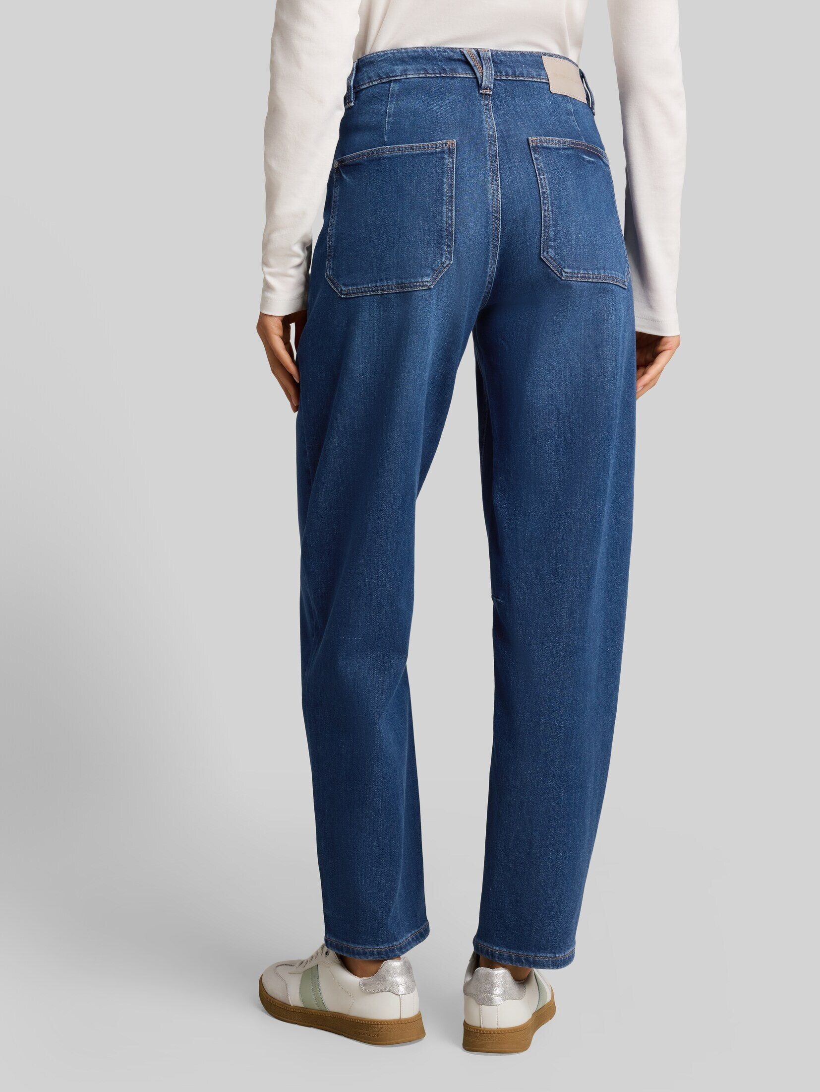 TOM TAILOR Weite Jeans Jeanshosen TTCELIA BARREL Jeans mit aufgesetzten Taschen – Bild 4 von 5