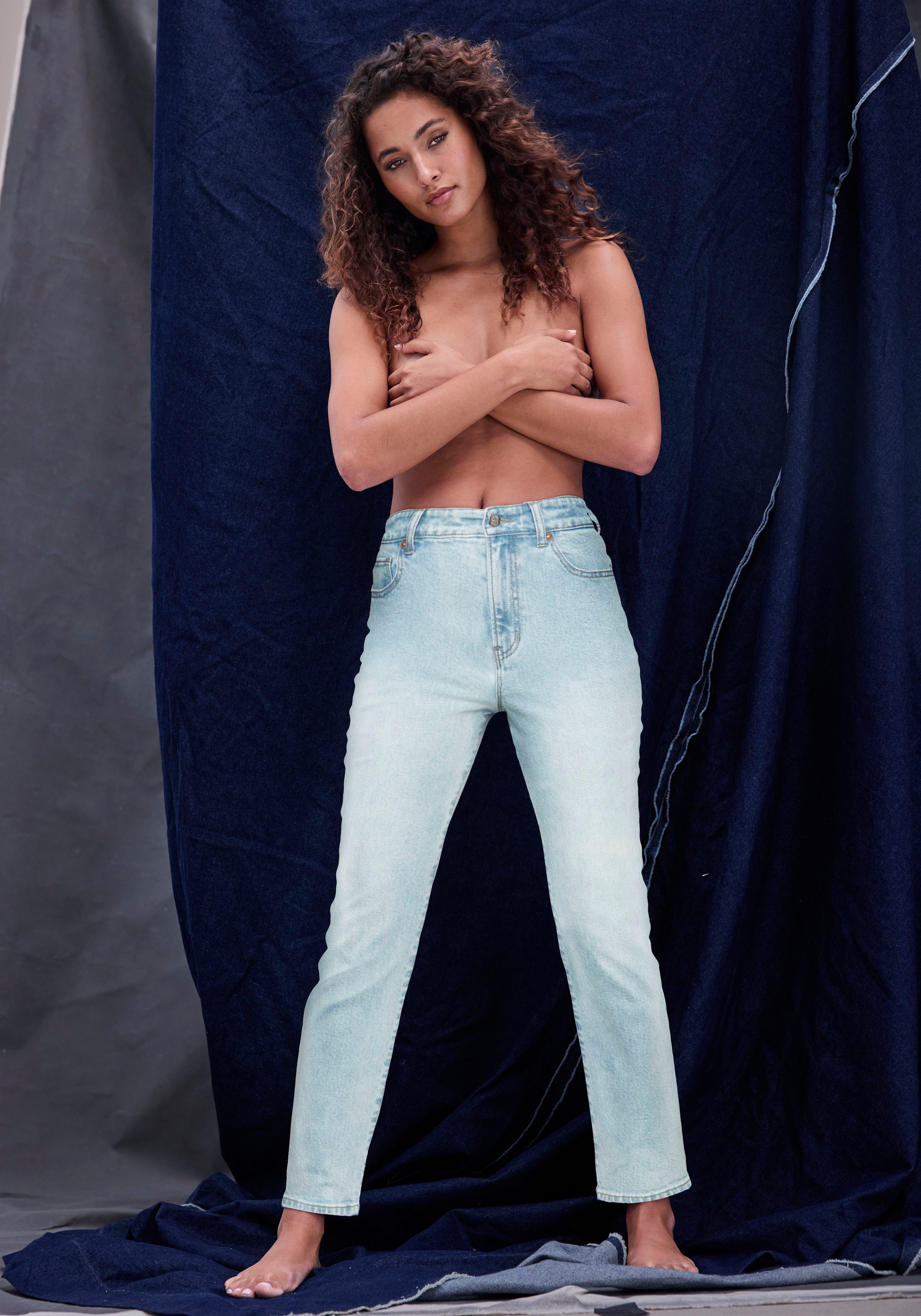 LASCANA Ankle-Jeans mit Stretchanteil, elastische Jeans in gerader Passform