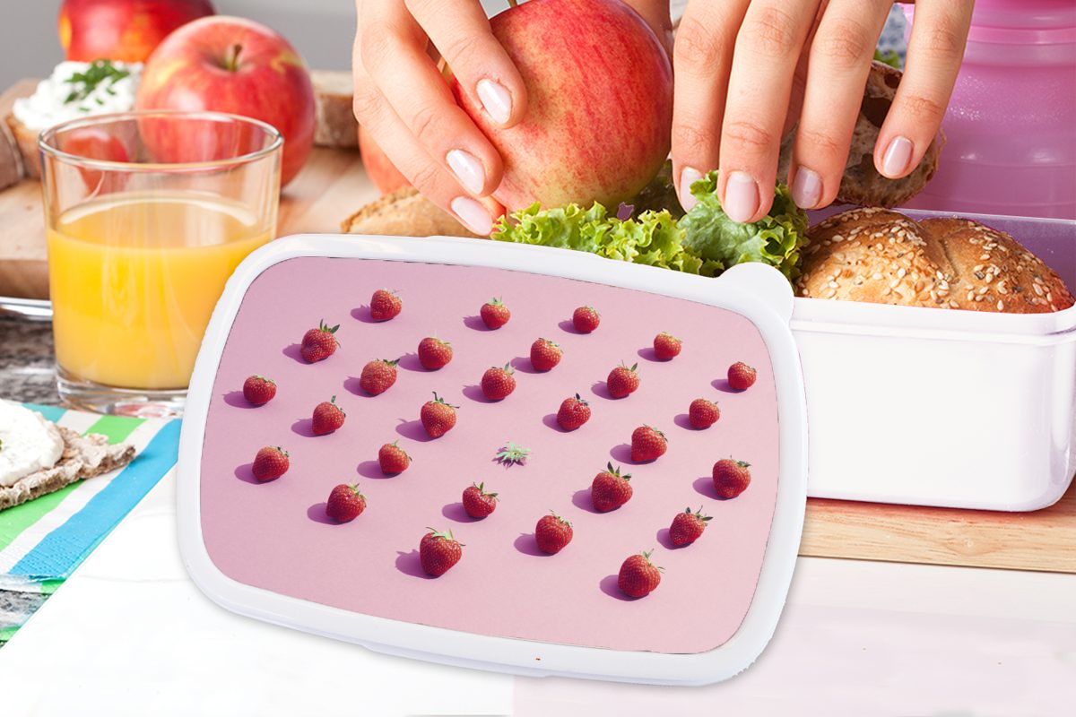 MuchoWow Lunchbox weiß Kunststoff, und Brotdose, - Kinder Obst, - (2-tlg), Mädchen Jungs Rosa für Brotbox für und Erdbeere Erwachsene