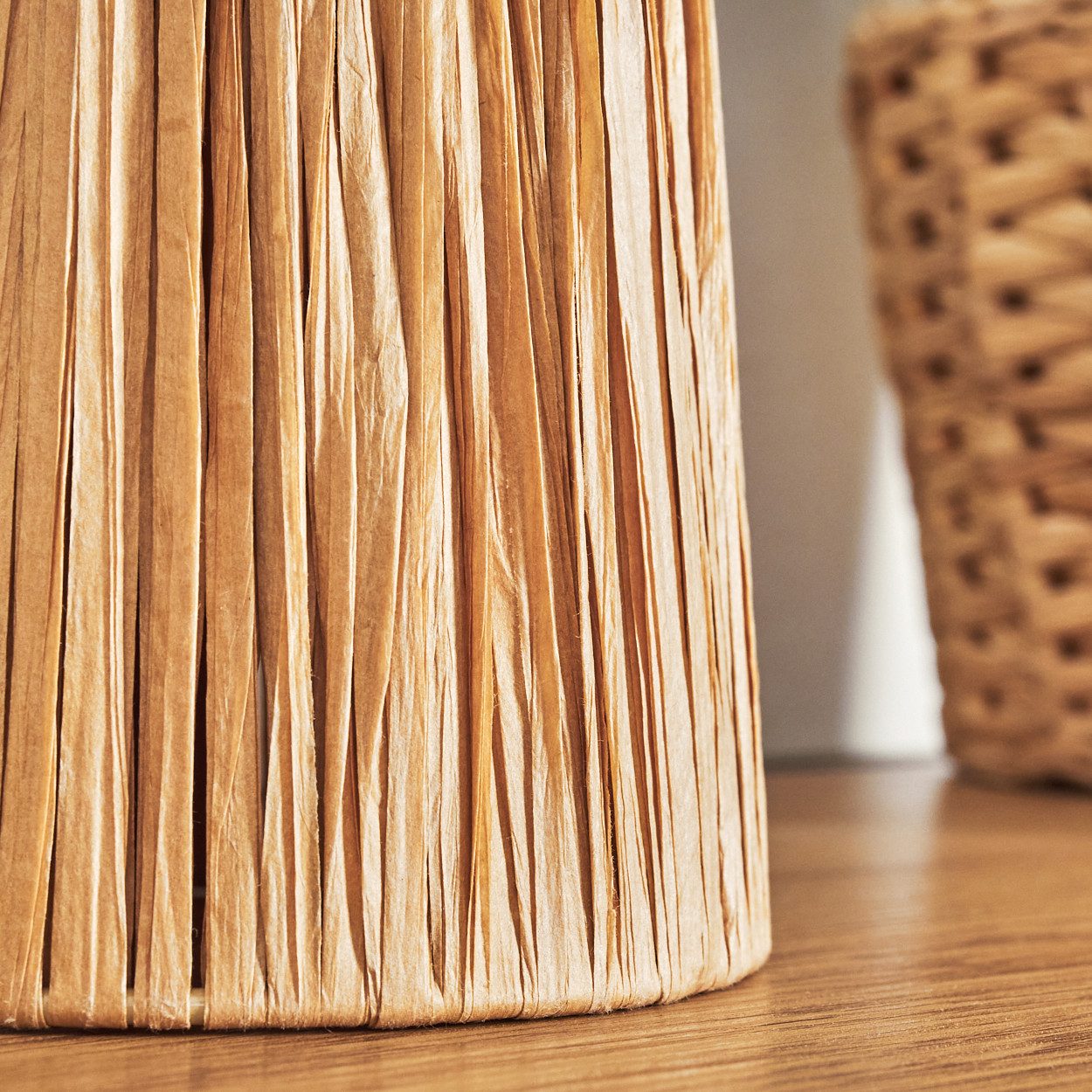 hofstein Tischleuchte Tischlampe aus Metall/Papier in Beige/Natur, ohne Leuchtmittel, Schirm aus Papier (24 cm), An/-Auschalter, 1x E14, ohne Leuchtmittel