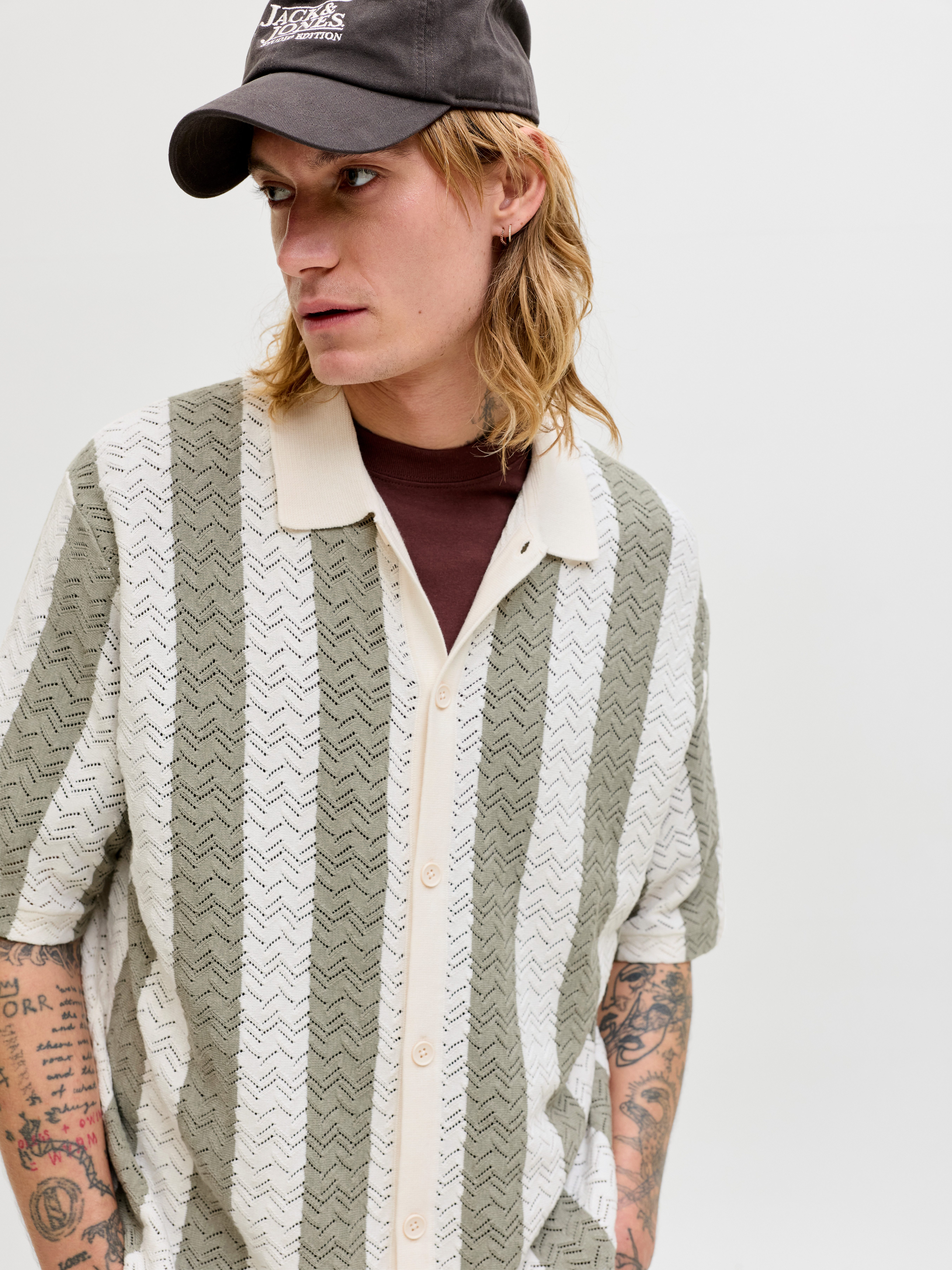 Jack & Jones Polokragenpullover JORTYLER KNIT SS POLO SN Baumwollmischung, relaxed fit