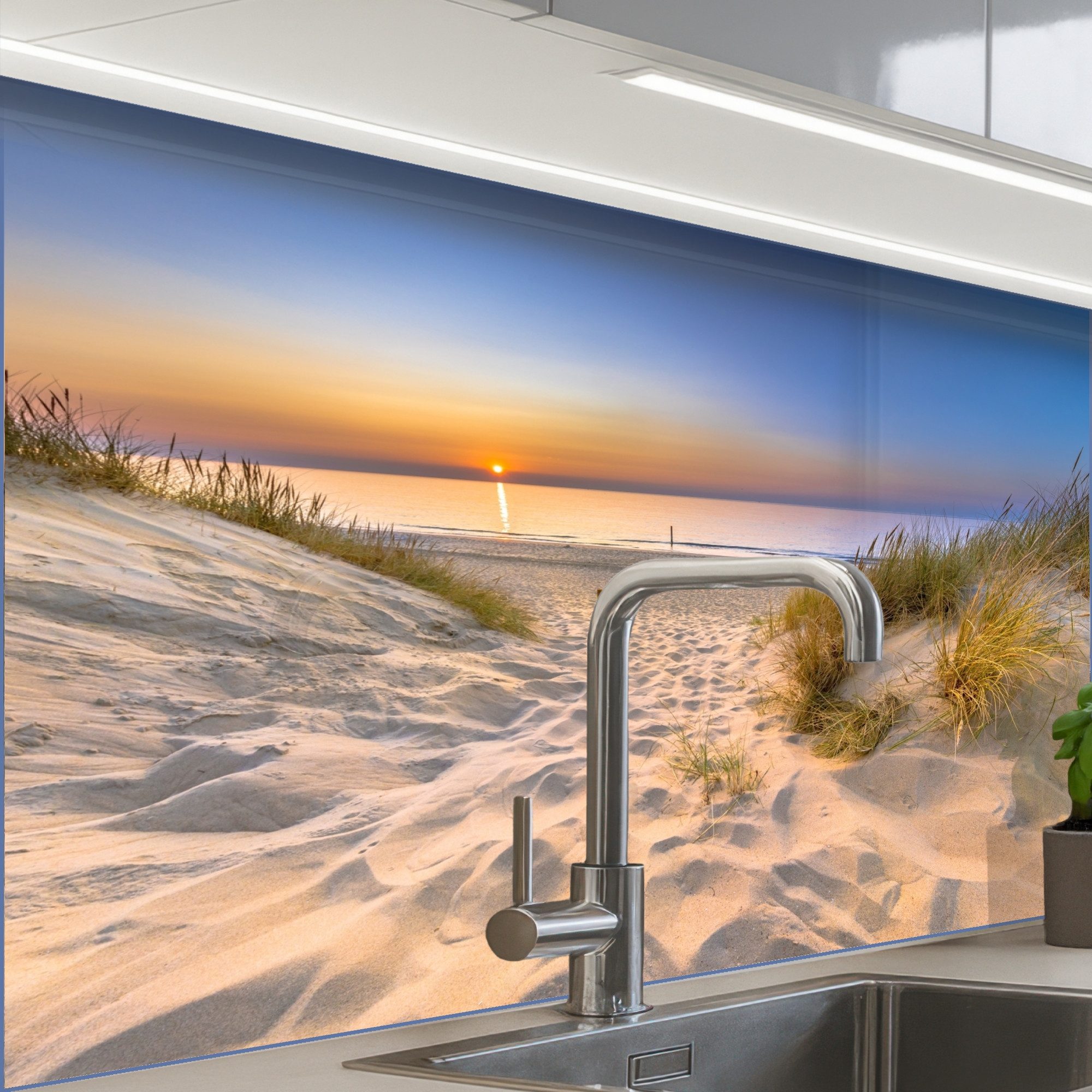 KitchenYeah Кухняnrückwand selbstklebend Düne - Sonnenuntergang - Horizont - Strand - Gras, (1-tlg), Spritzschutz, Кухня, Rückwand, Кухняnwand, Кухняnfront, 80x60 cm