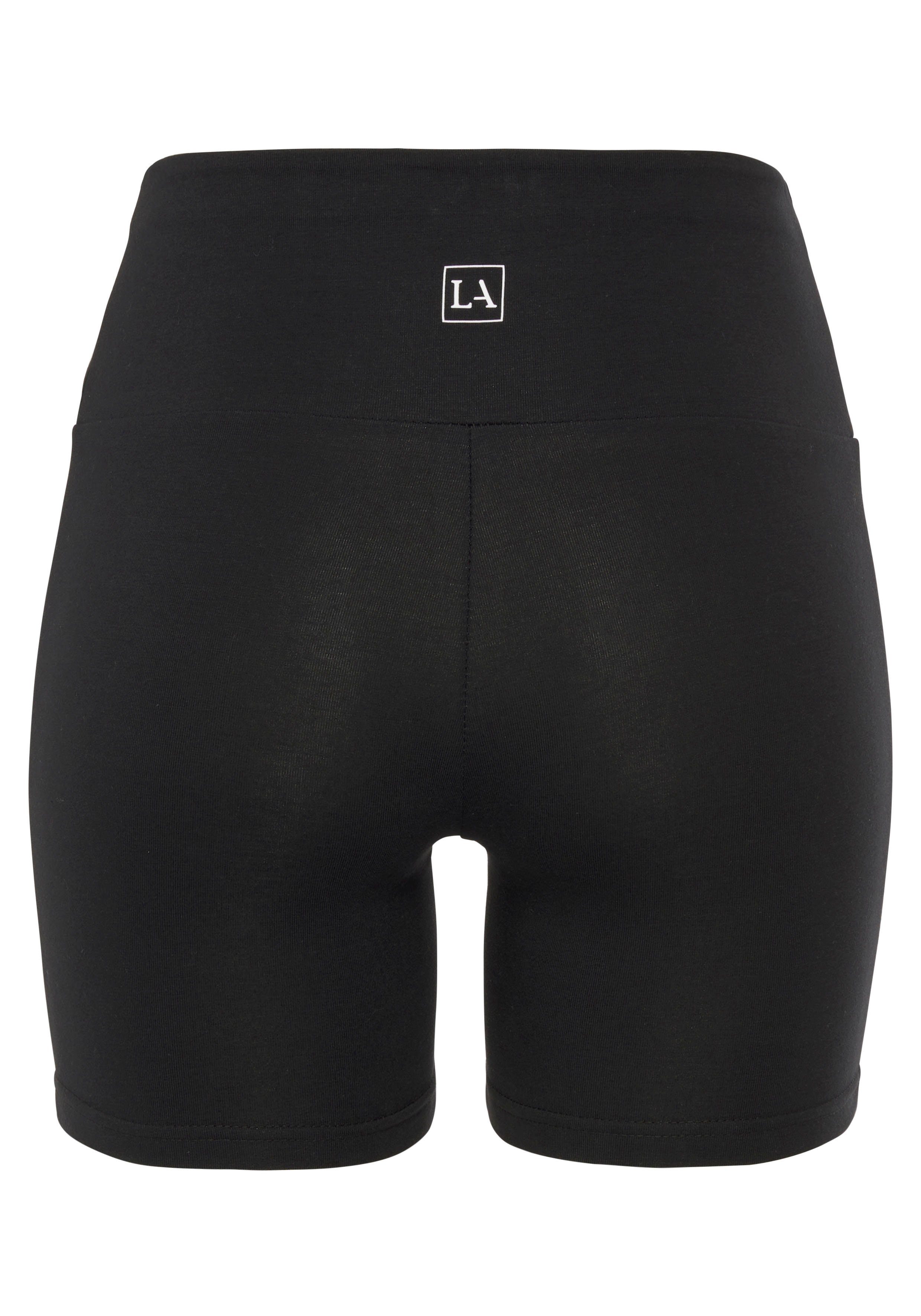 LASCANA Shorts mit breitem Bündchen und Logodruck, Loungewear – Bild 4 von 5