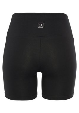 LASCANA Shorts mit breitem Bündchen und Logodruck, Loungewear