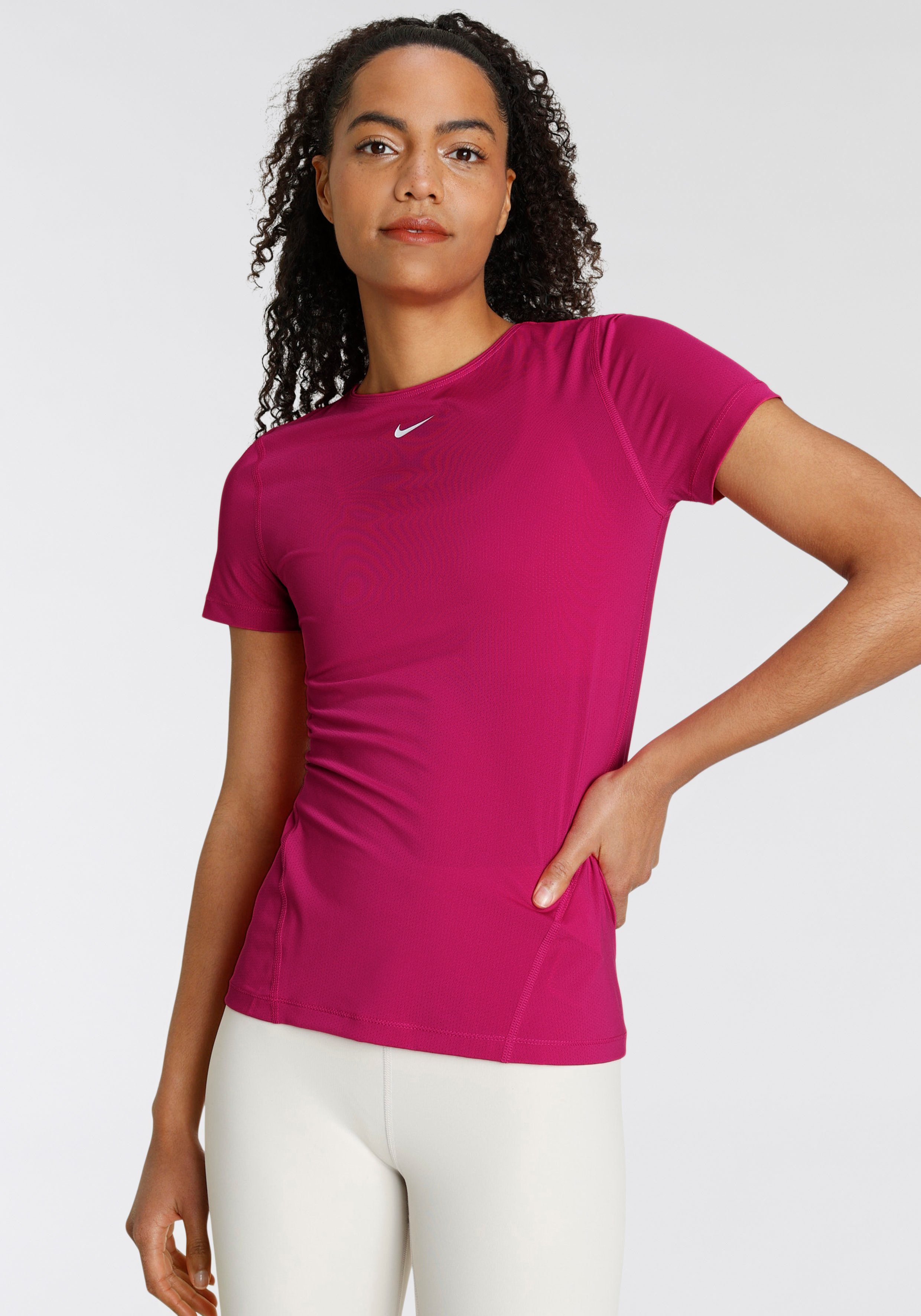 Nike Funktionsshirt WOMEN NIKE PERFORMANCE TOP SHORTSLEEVE ALL OVER MESH DRI-FIT Technology