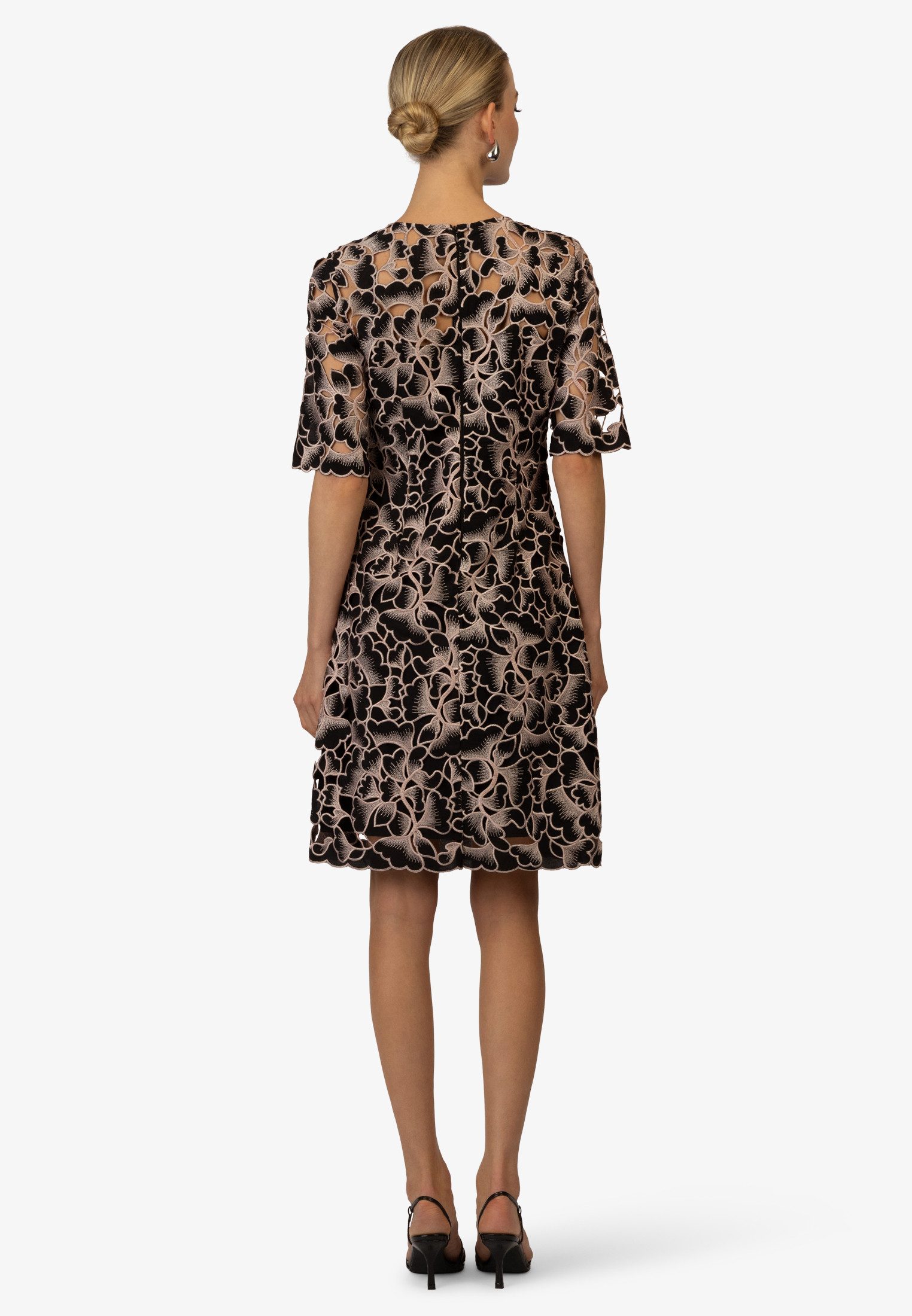 Kraimod Cocktailkleid mit floraler Spitze und A-Linienform