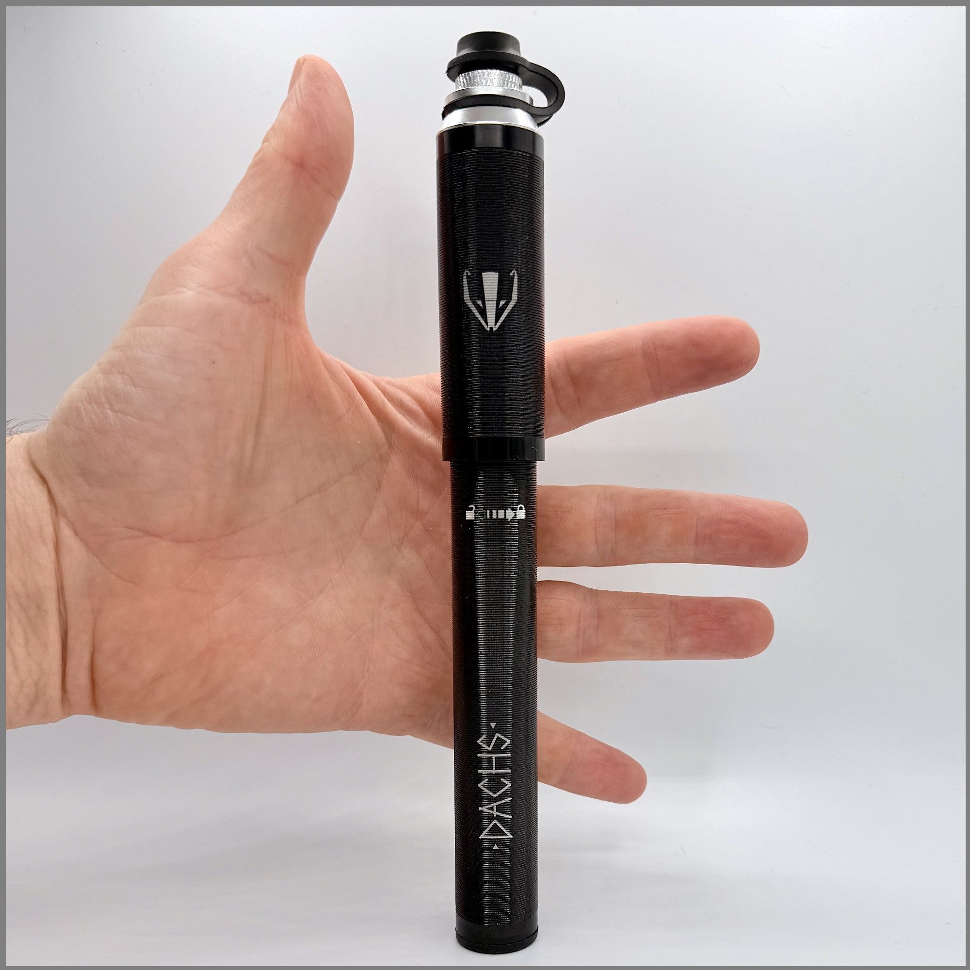 Dachs Sport Fahrradpumpe DACHS Handpumpe mit Manometer