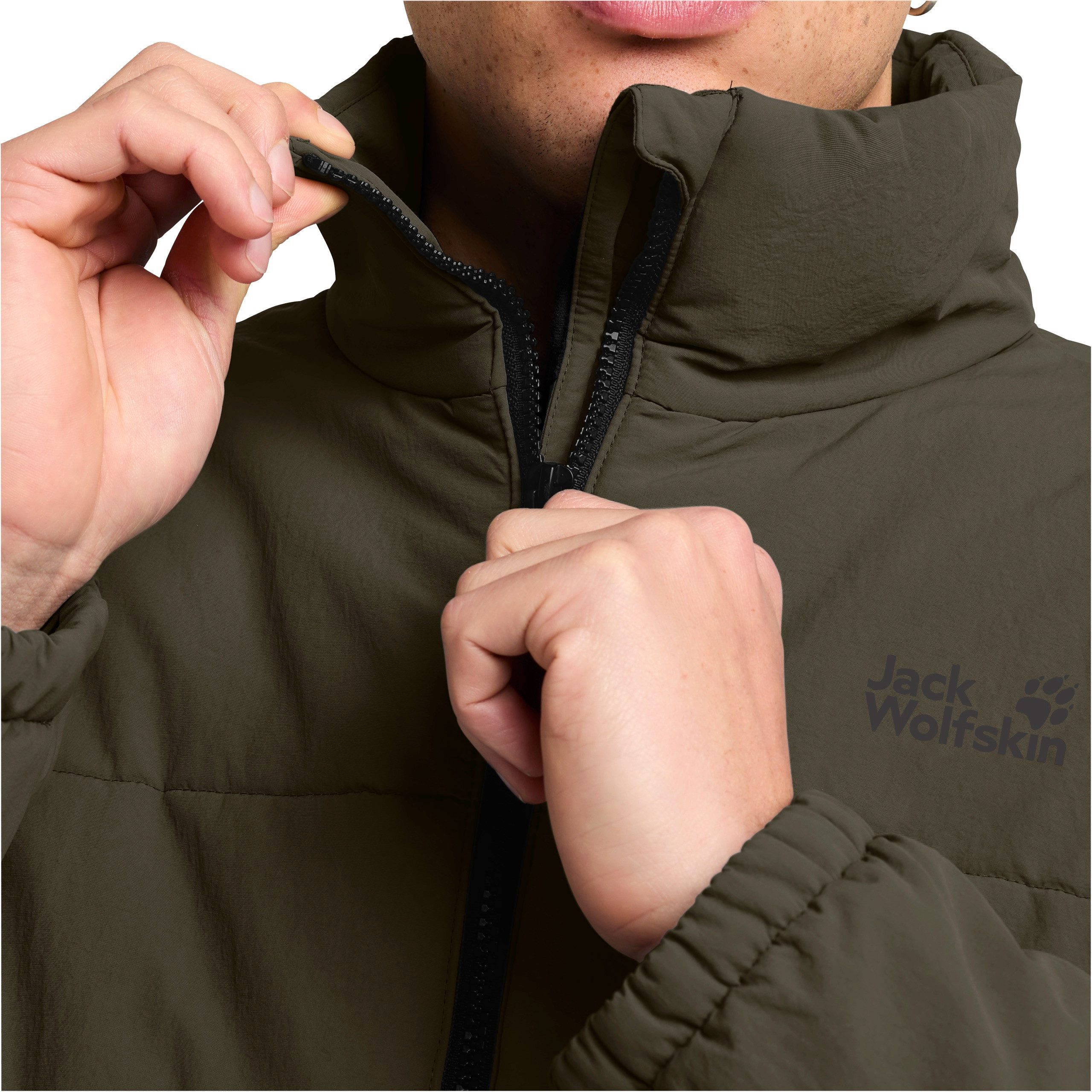 Jack Wolfskin Winterjacke NORTHERN LITE JKT M mit mehreren Eingrifftaschen und Innentasche, schnell trocknend