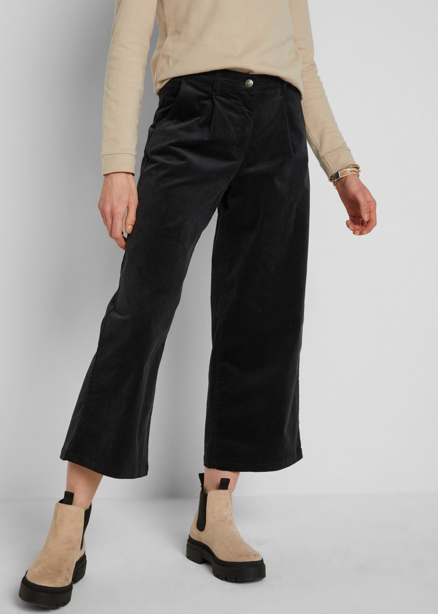 bonprix Cordhose Culotte aus Stretchcord, lockere Passform, hoher Bund, 7/8-Länge