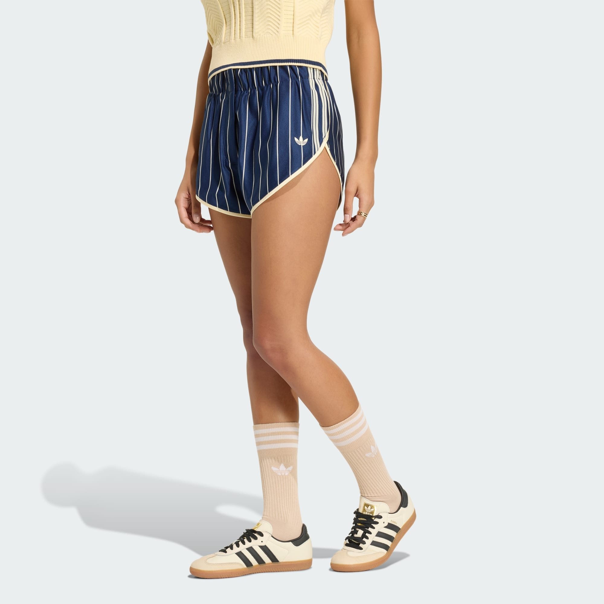 adidas Originals Shorts FIREBIRD SHORTS MIT NADELSTREIFEN (1-tlg)